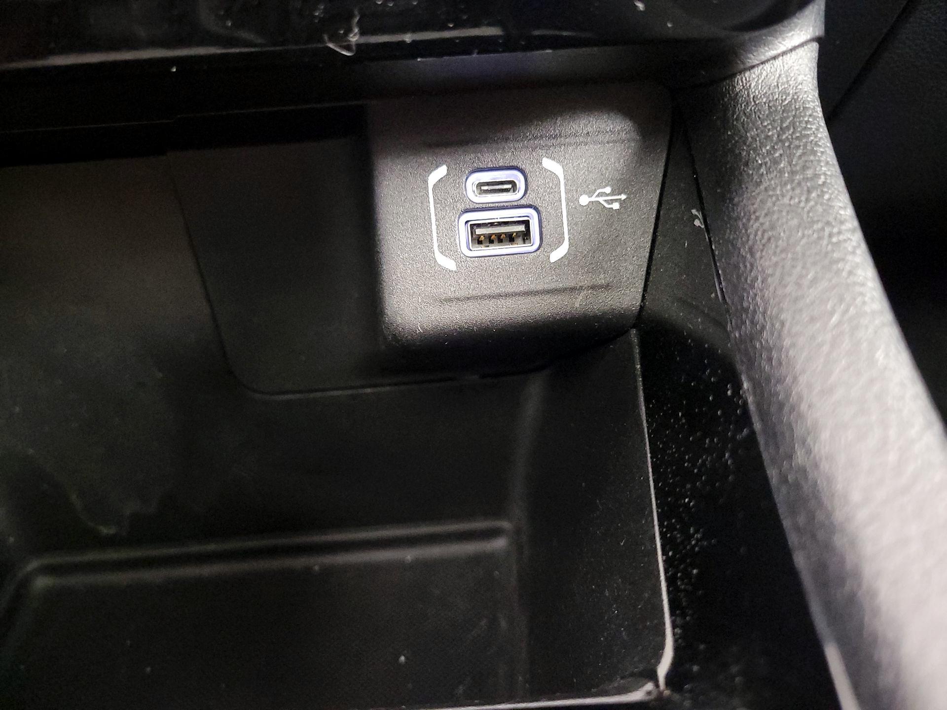 Thumbnail: 2022 Jeep Compass - 18