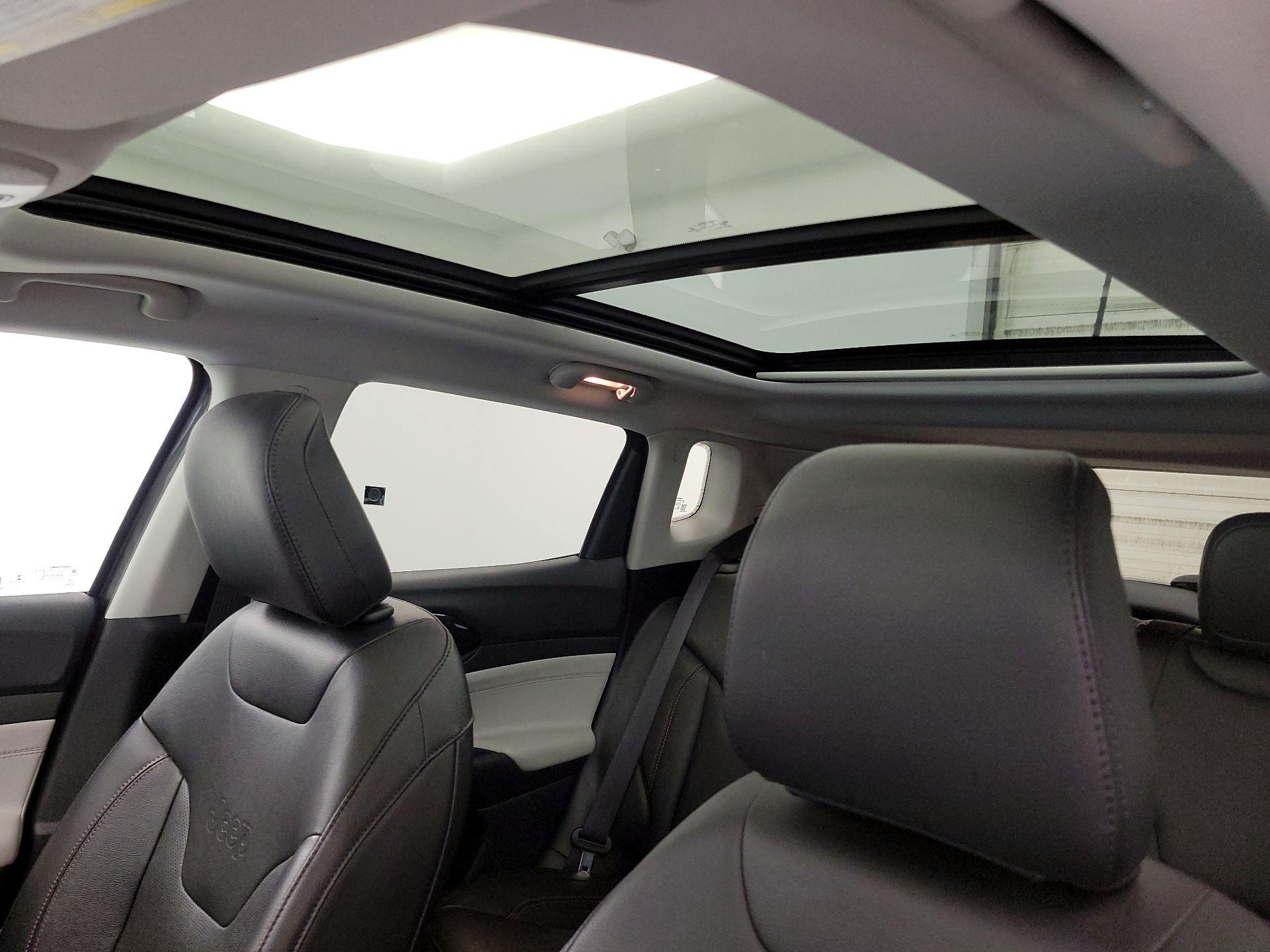 Thumbnail: 2022 Jeep Compass - 19