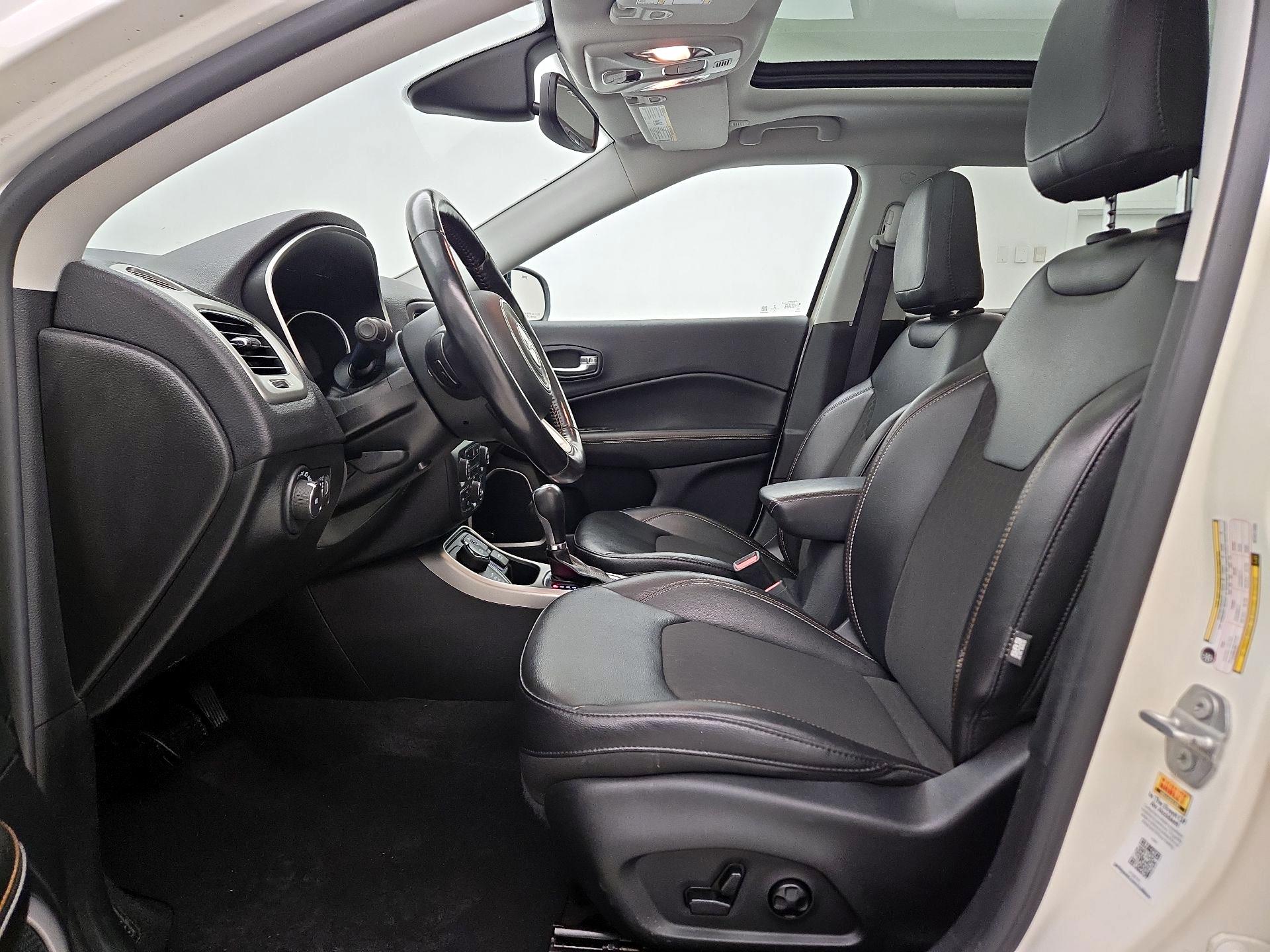 Thumbnail: 2021 Jeep Compass - 11