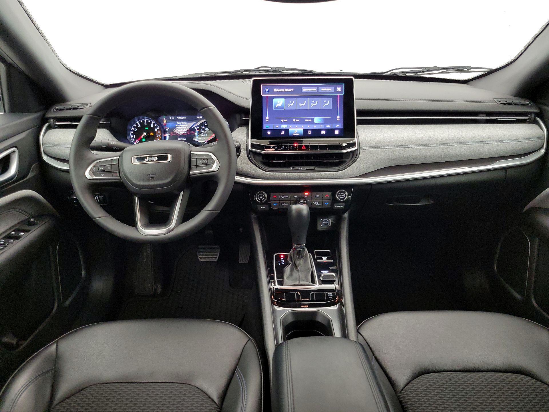 Thumbnail: 2023 Jeep Compass - 9