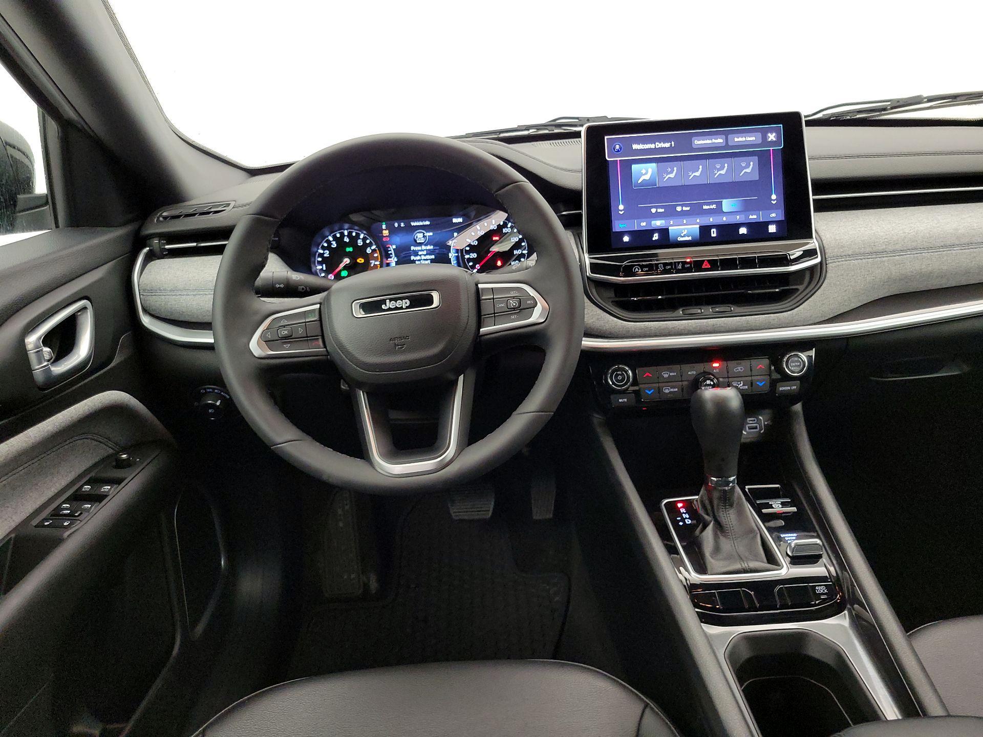 Thumbnail: 2023 Jeep Compass - 10