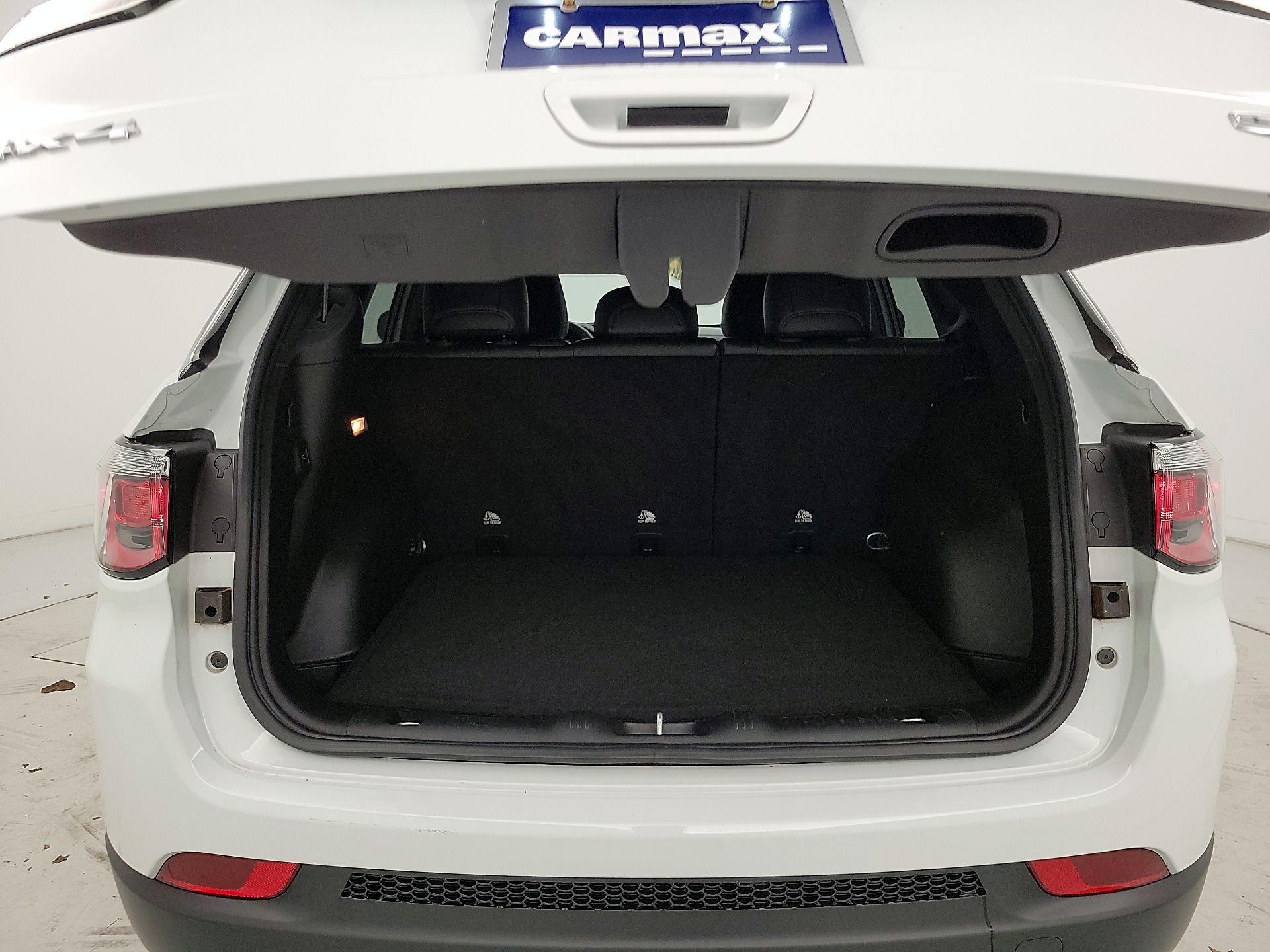 Thumbnail: 2023 Jeep Compass - 20