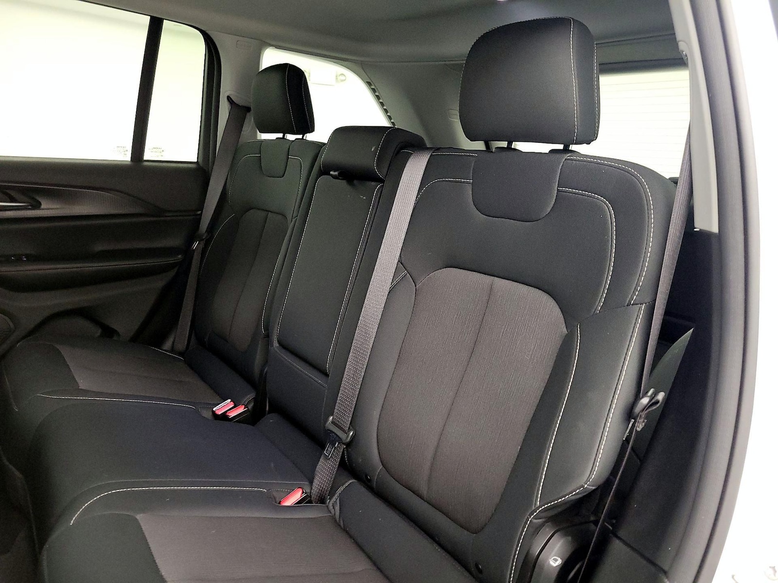 2023 Jeep Grand Cherokee Laredo - Photo 20