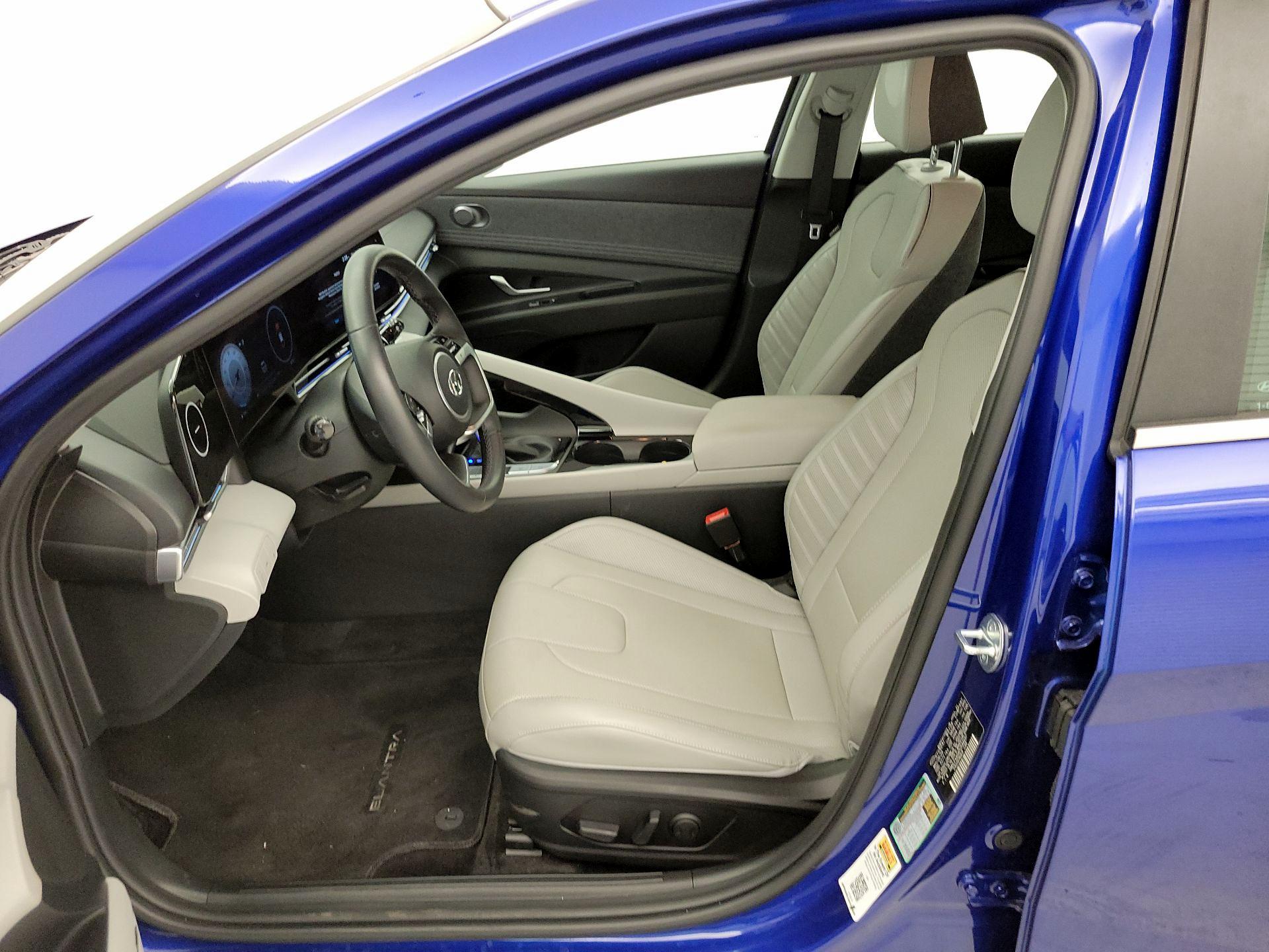 Thumbnail: 2023 Hyundai Elantra - 11