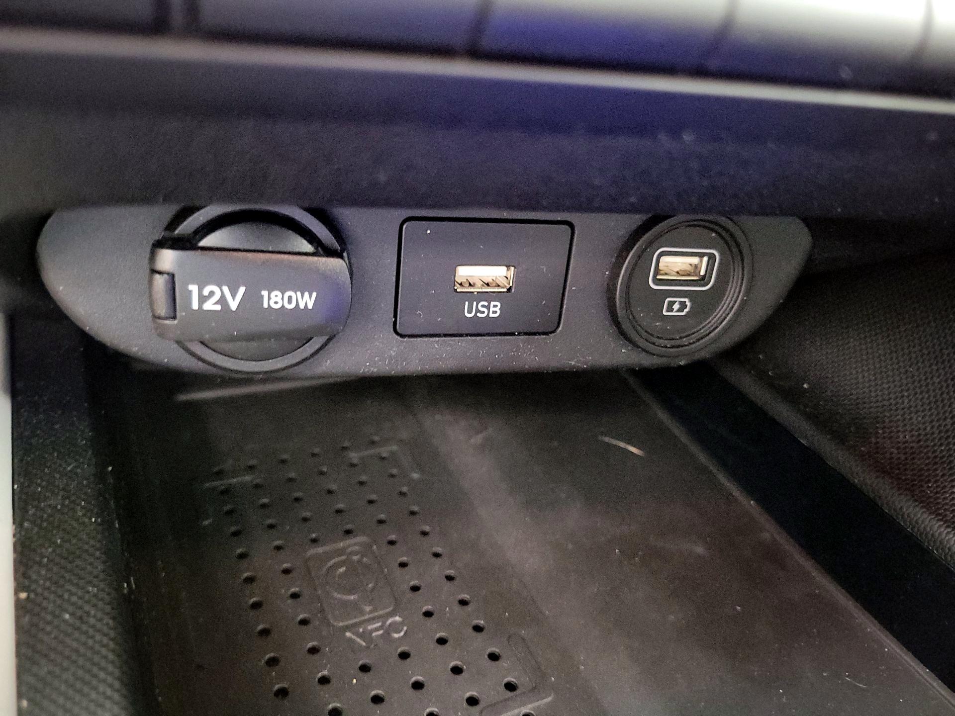 Thumbnail: 2023 Hyundai Elantra - 19