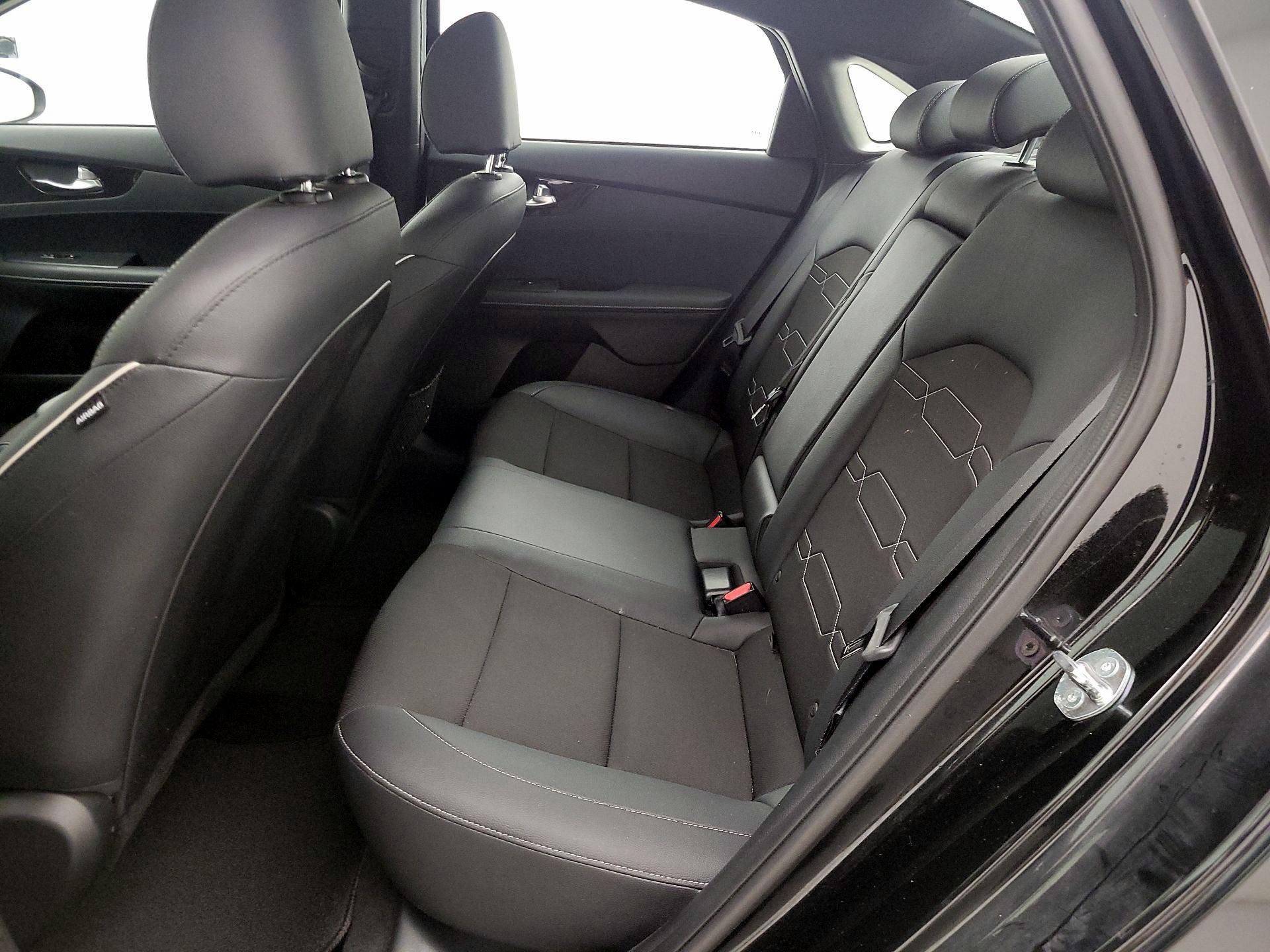 Thumbnail: 2024 Kia Forte - 18