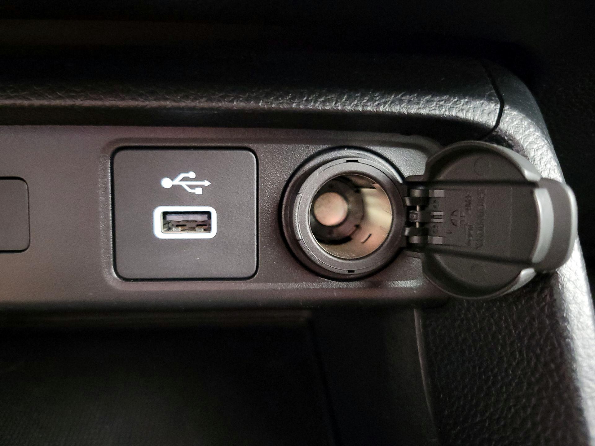 Thumbnail: 2023 Honda Civic - 18