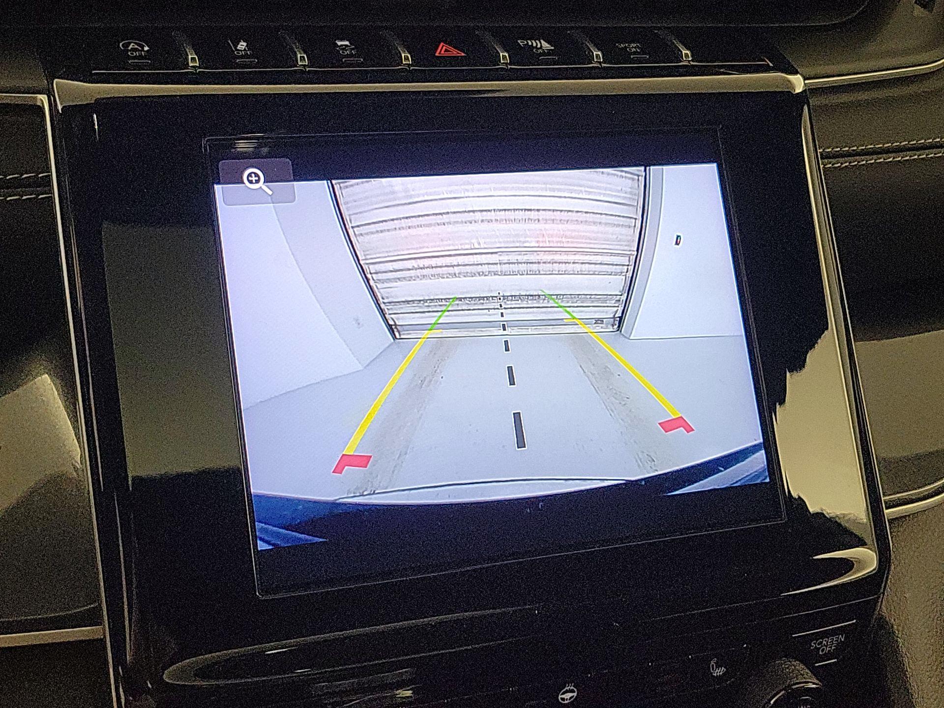 Thumbnail: 2023 Jeep Grand Cherokee - 14