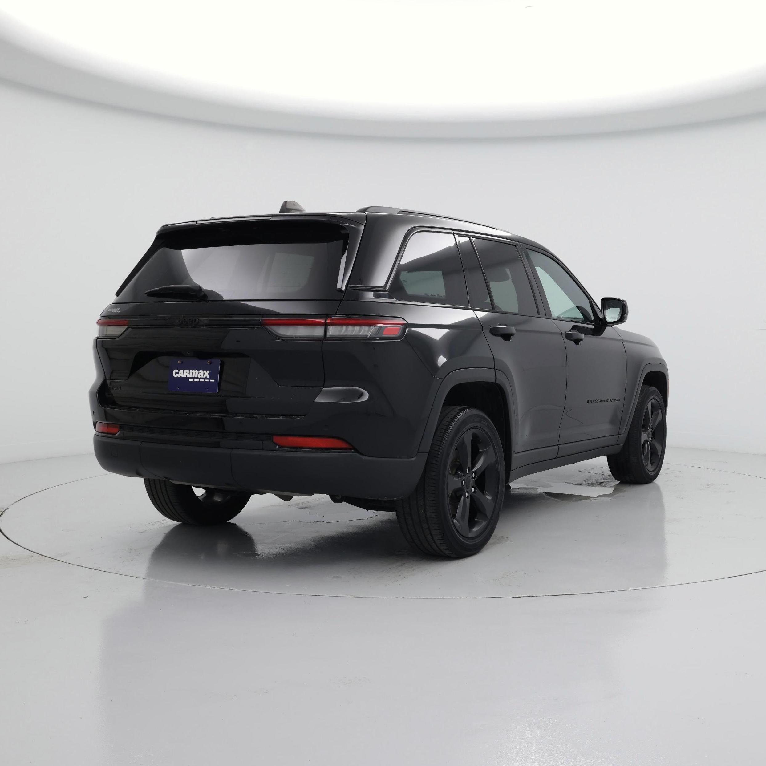Thumbnail: 2023 Jeep Grand Cherokee - 8