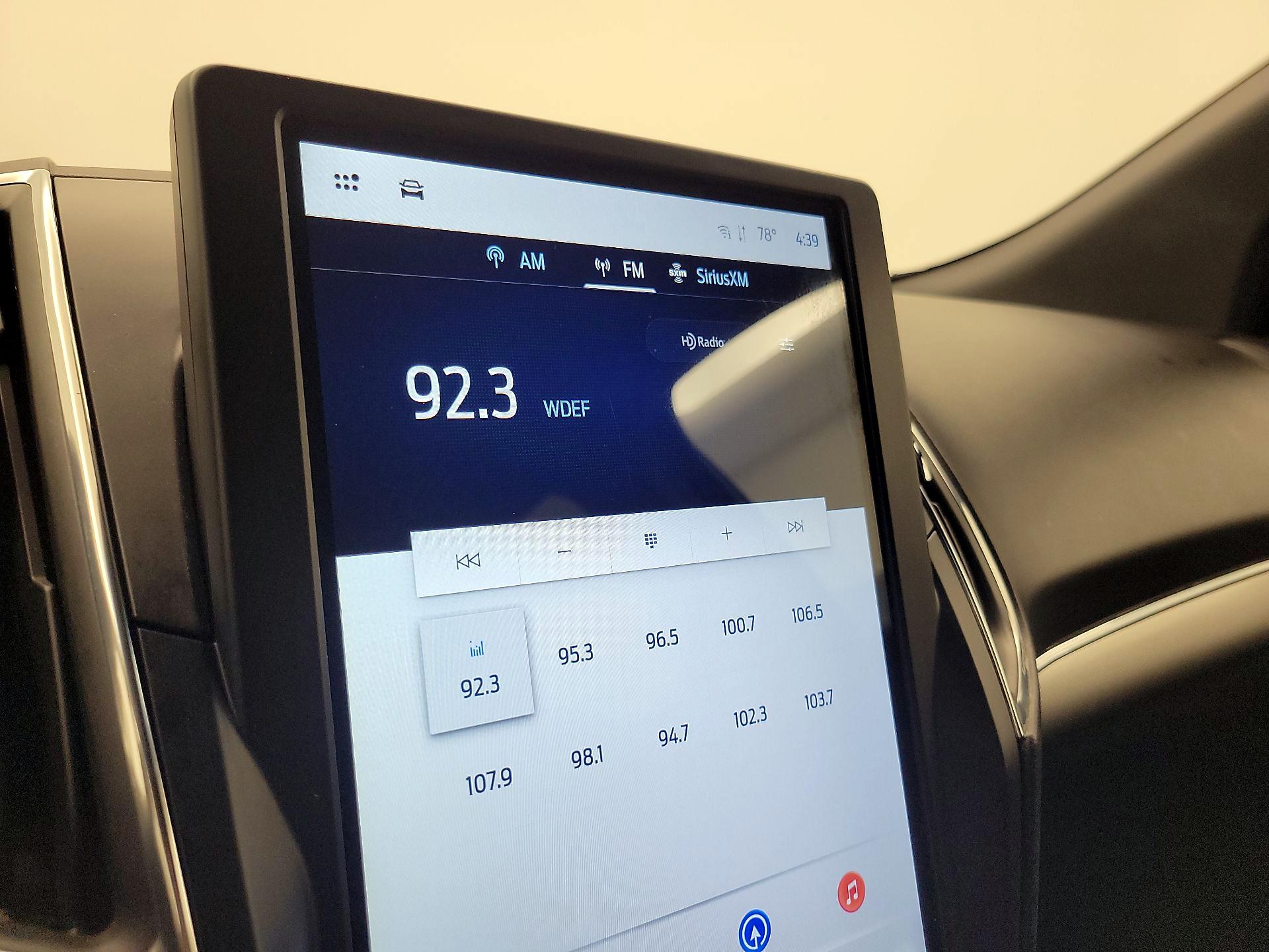 Thumbnail: 2022 Ford Edge - 16