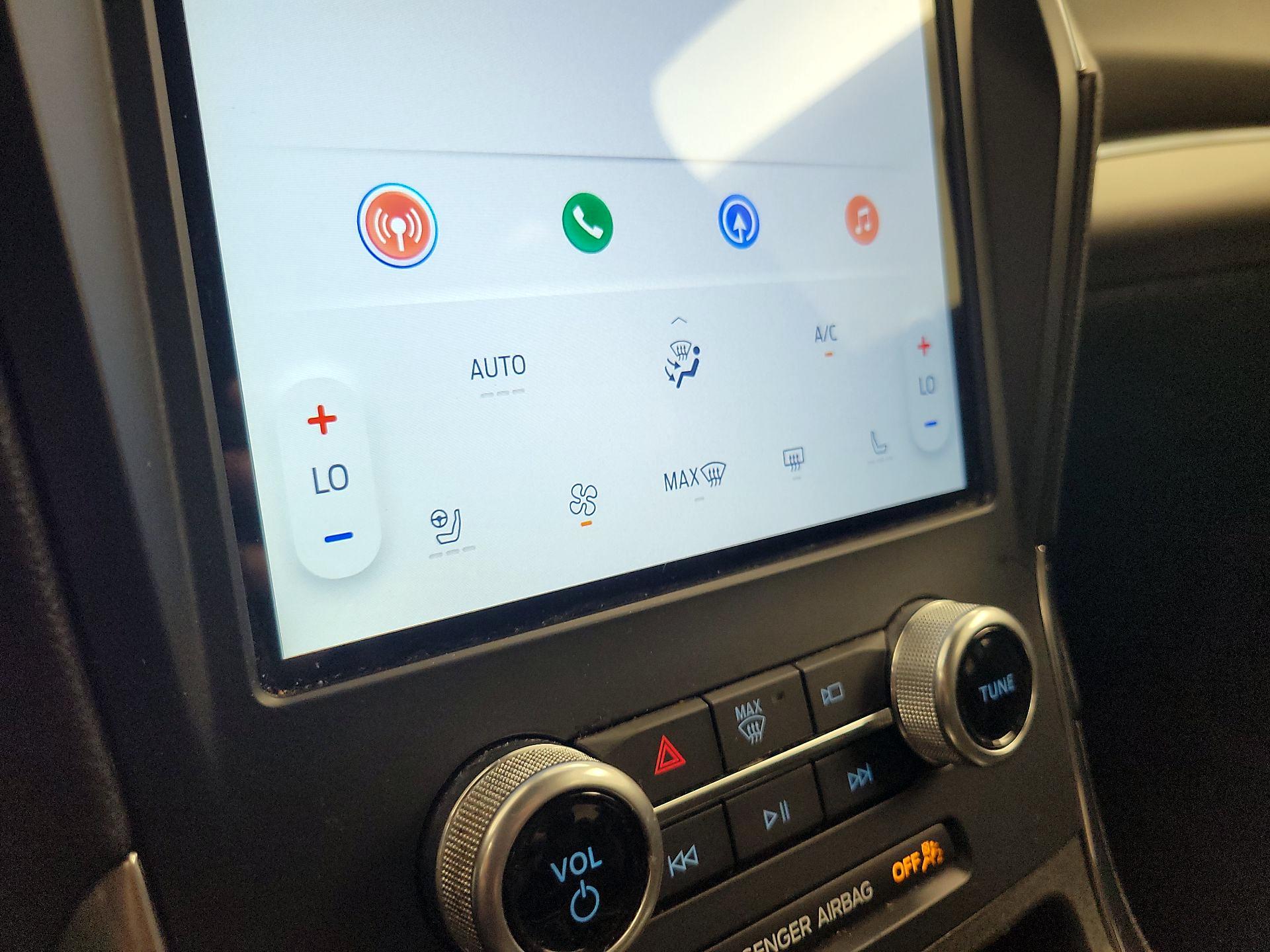 Thumbnail: 2022 Ford Edge - 17