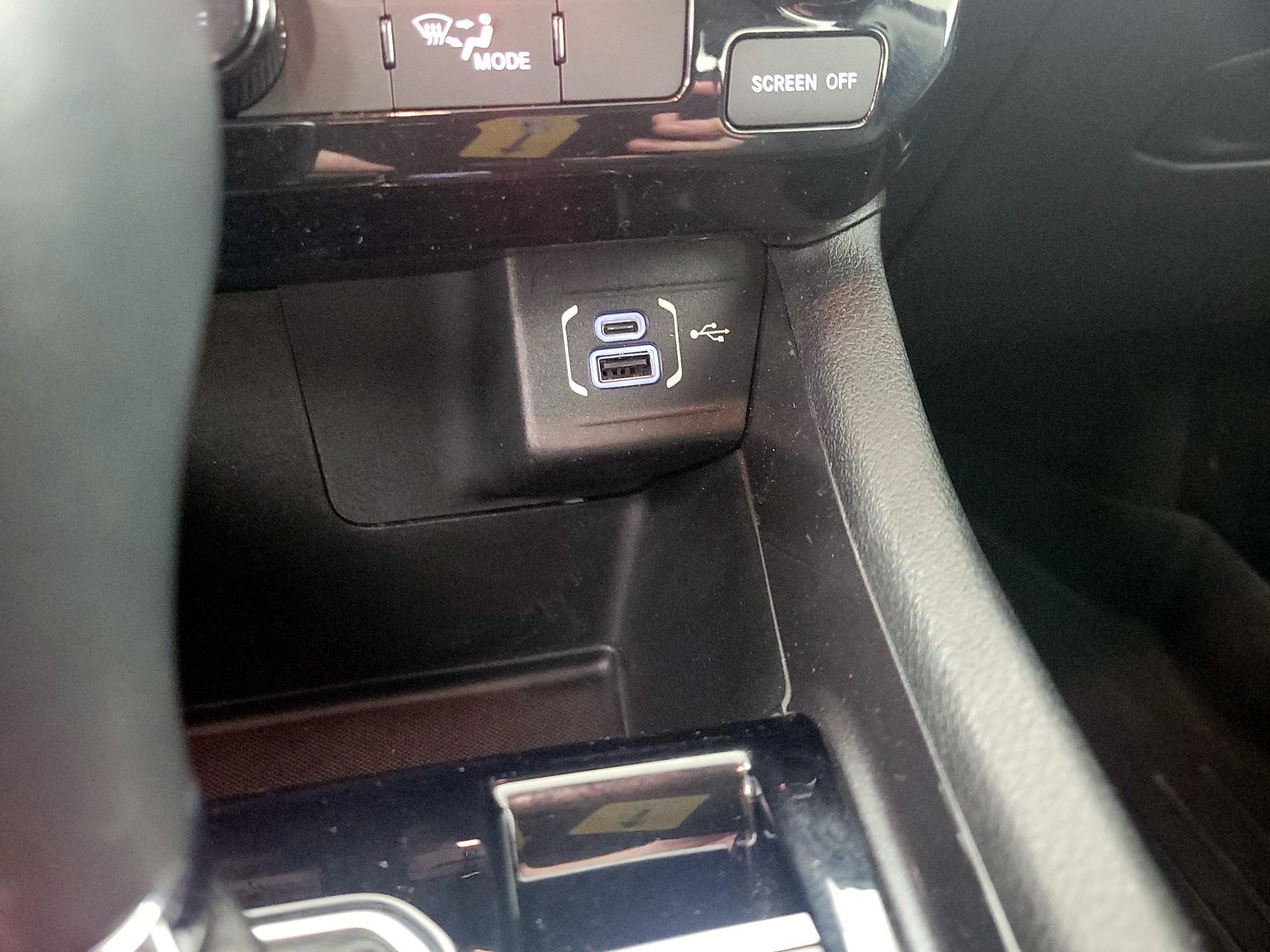 Thumbnail: 2022 Jeep Compass - 18