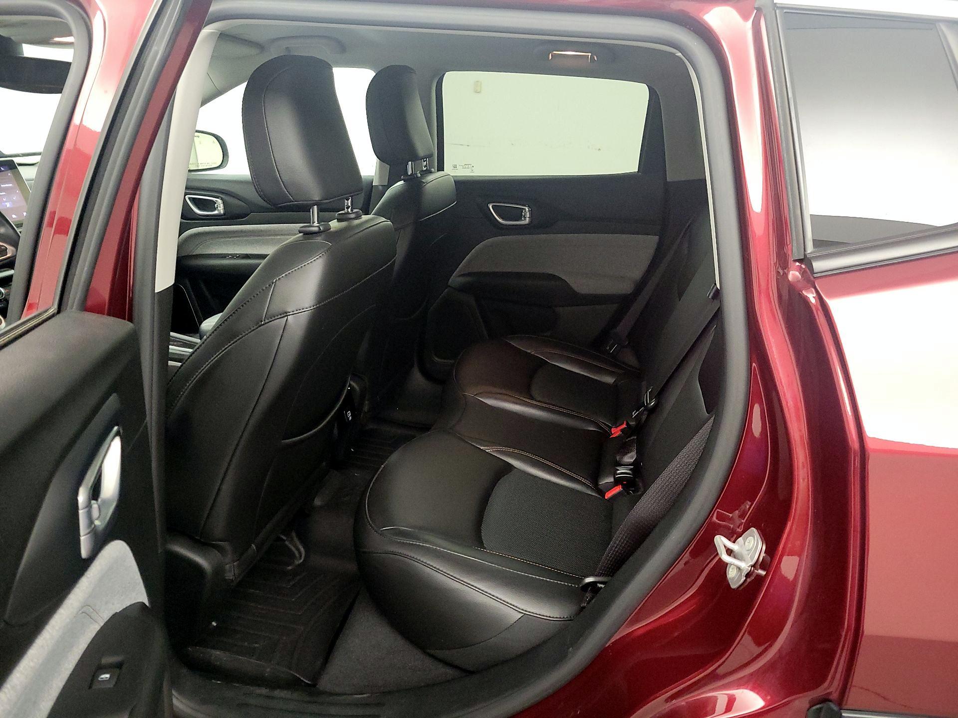 Thumbnail: 2022 Jeep Compass - 19