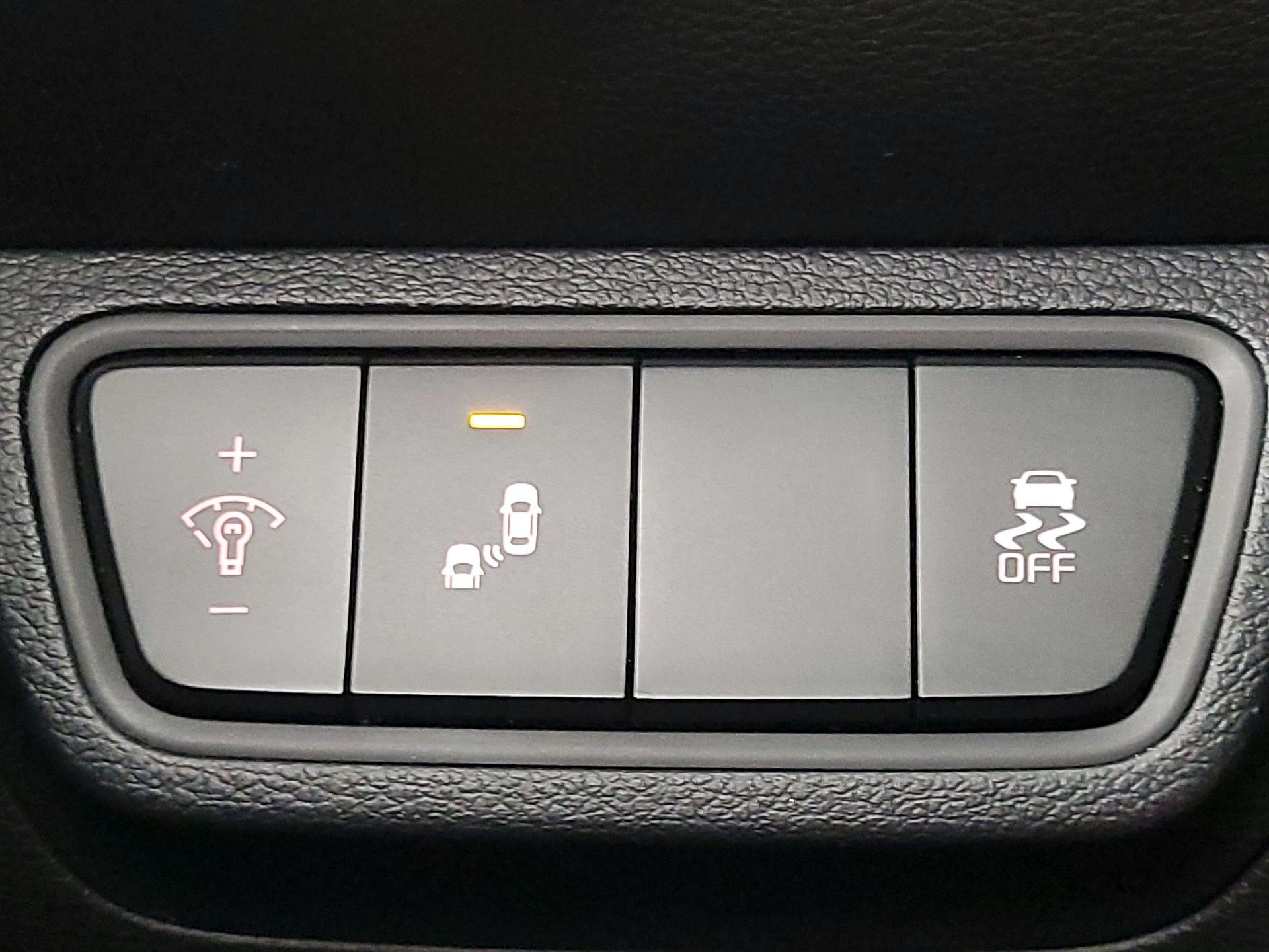 Thumbnail: 2024 Kia Forte - 13