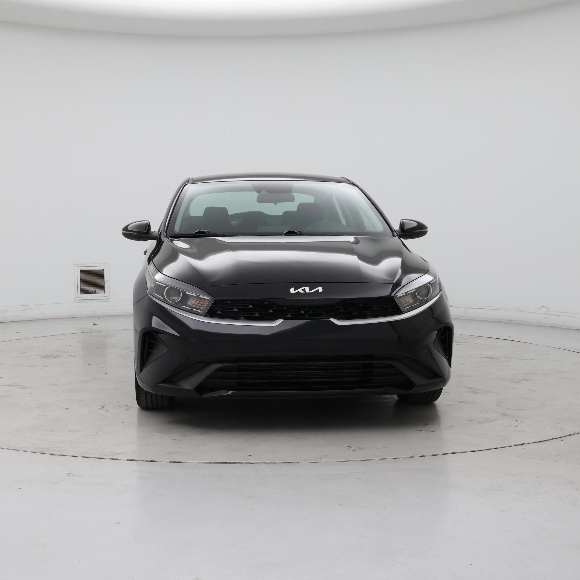 Thumbnail: 2024 Kia Forte - 5