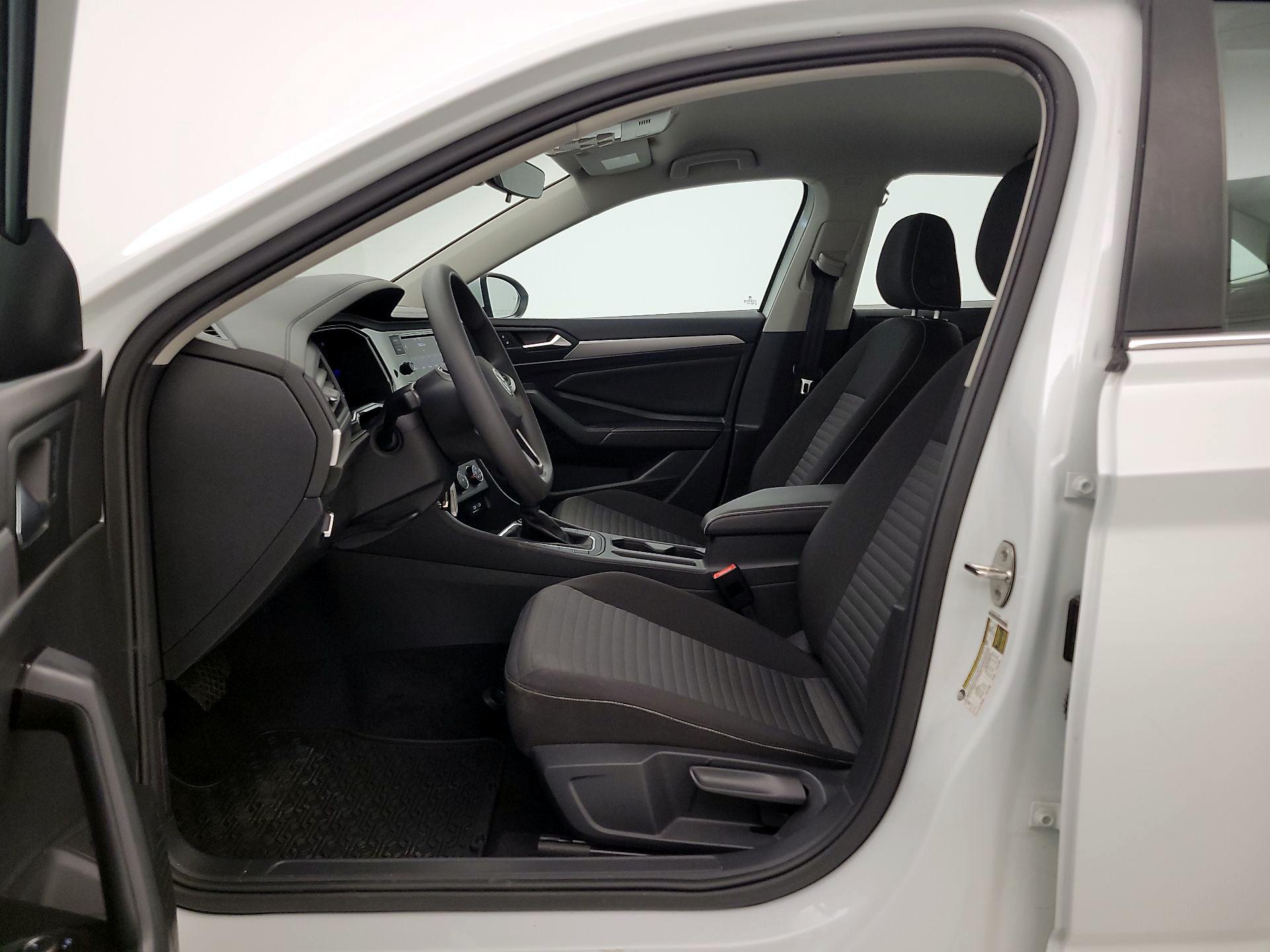 Thumbnail: 2023 Volkswagen Jetta - 11