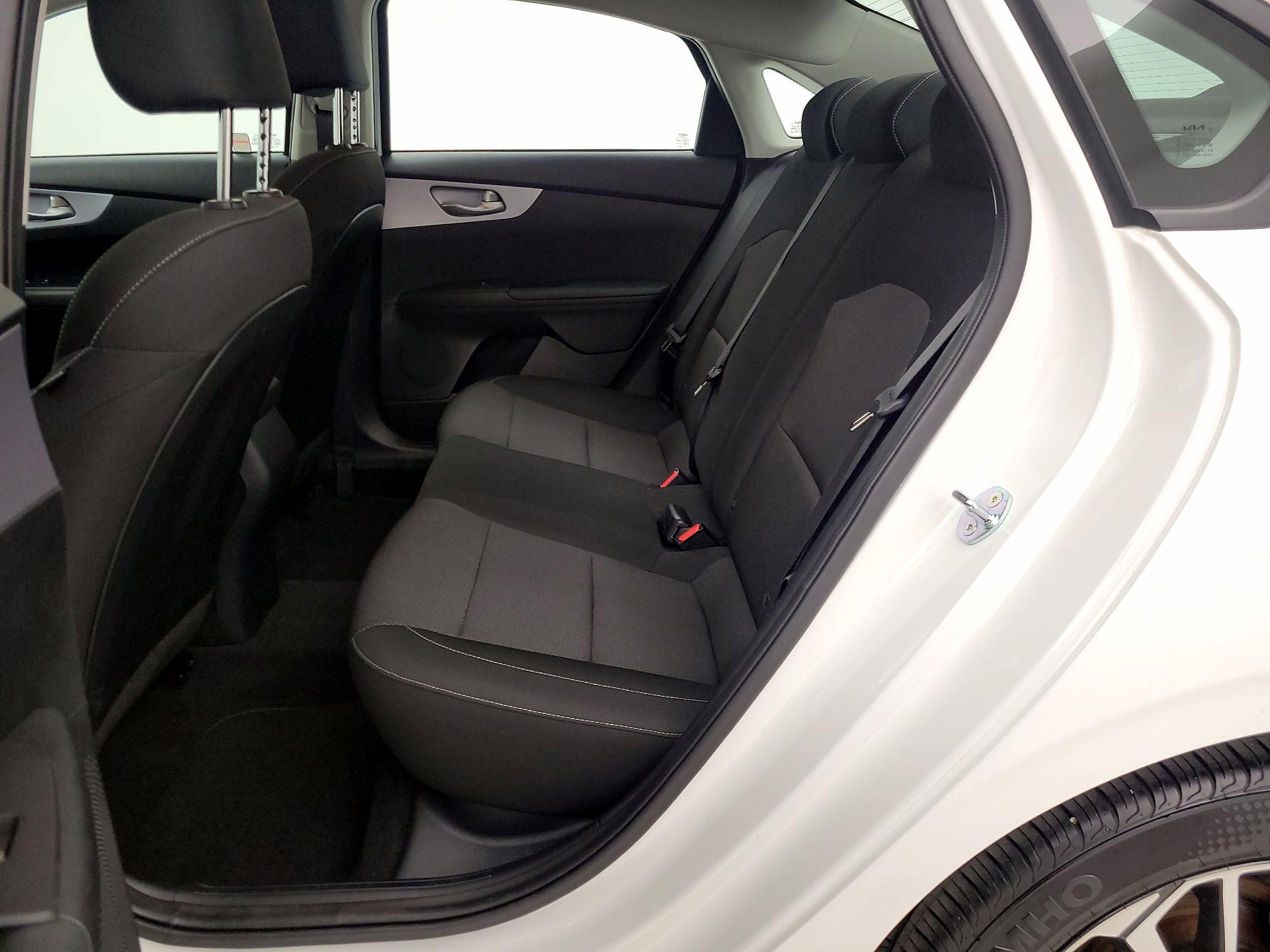 Thumbnail: 2024 Kia Forte - 17