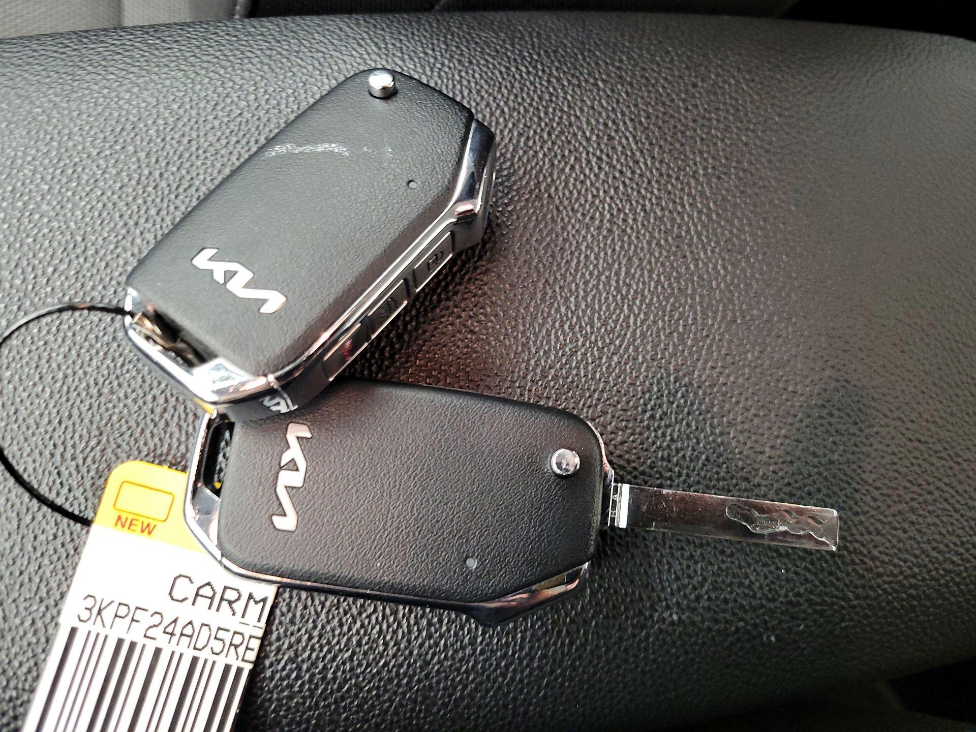 Thumbnail: 2024 Kia Forte - 20