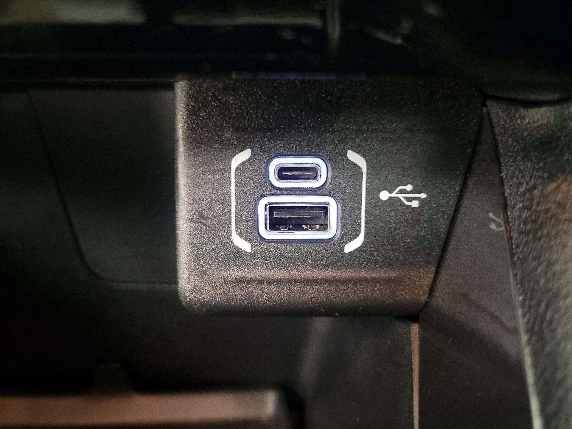 Thumbnail: 2022 Jeep Compass - 18