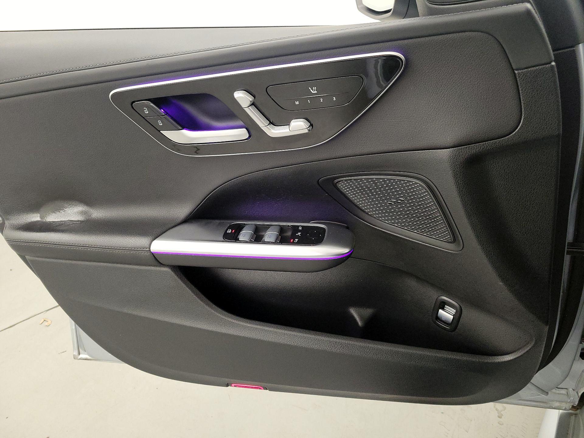 Thumbnail: 2023 Mercedes-Benz C-Class - 12