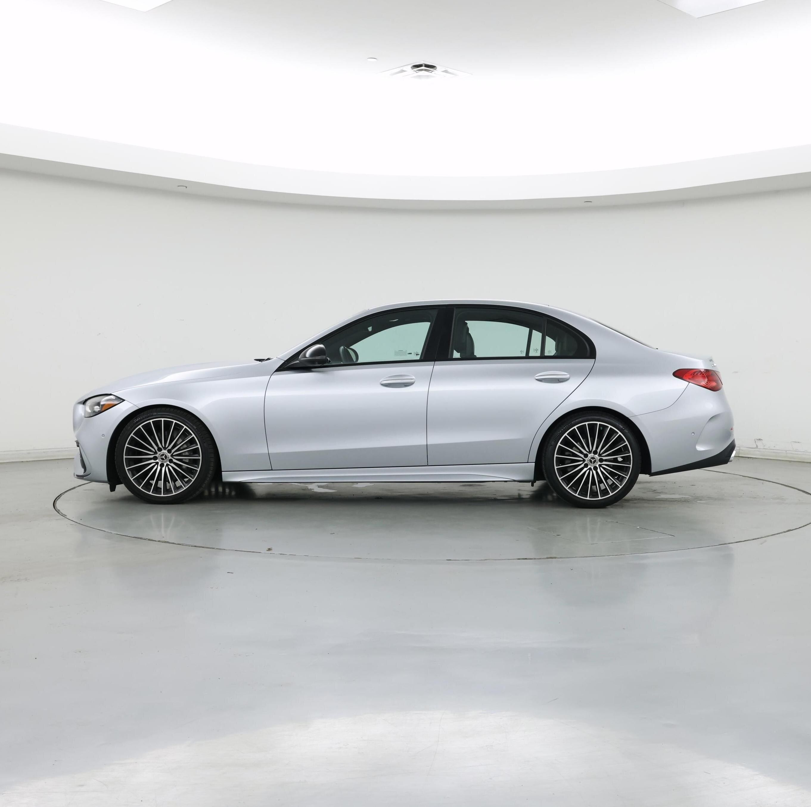 Thumbnail: 2023 Mercedes-Benz C-Class - 3