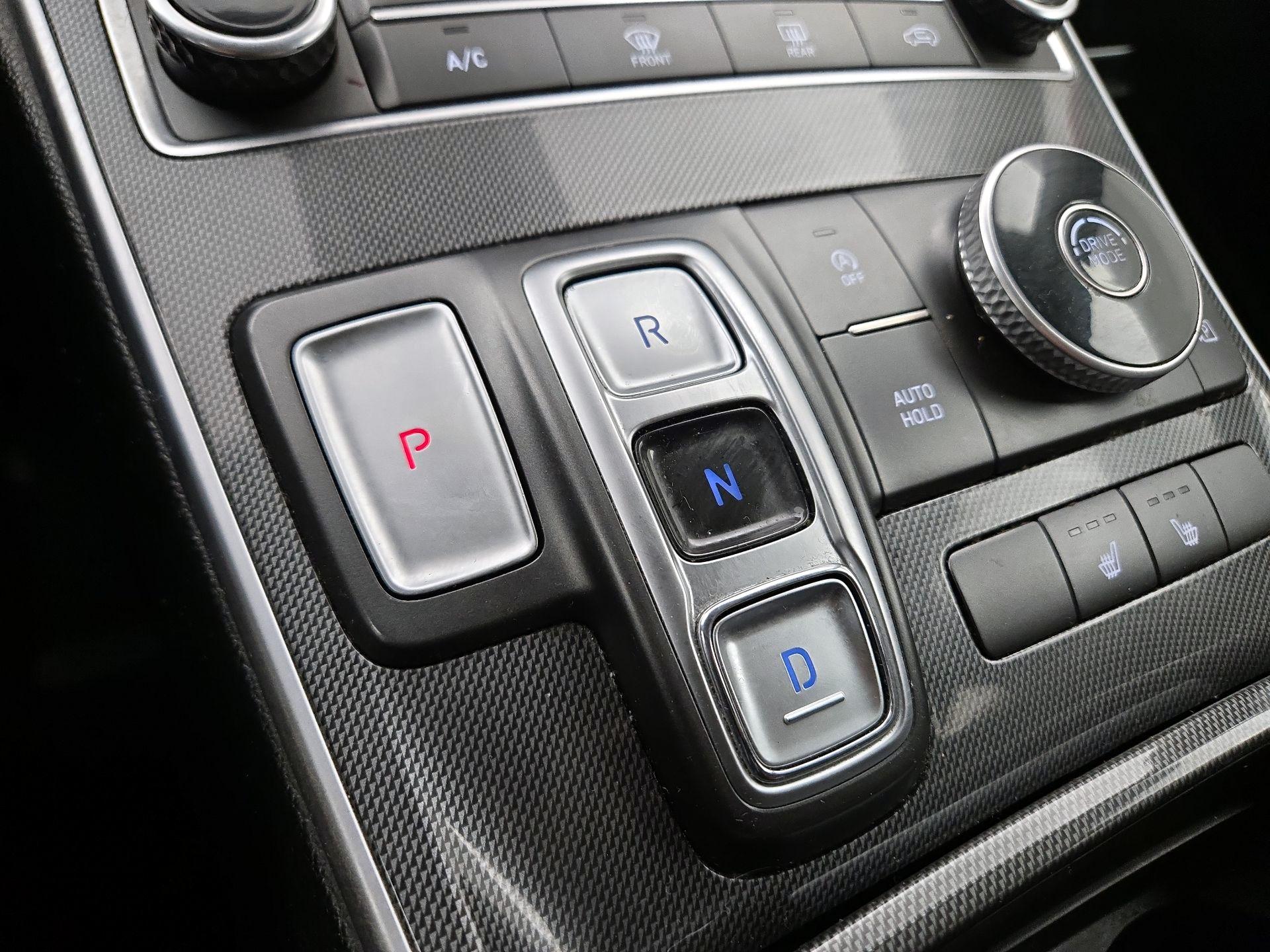 Thumbnail: 2021 Hyundai Santa Fe - 17