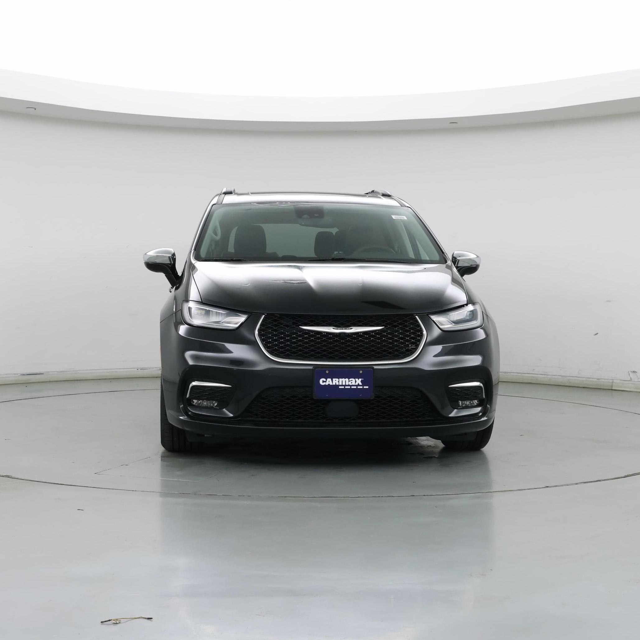 Thumbnail: 2023 Chrysler Pacifica - 5