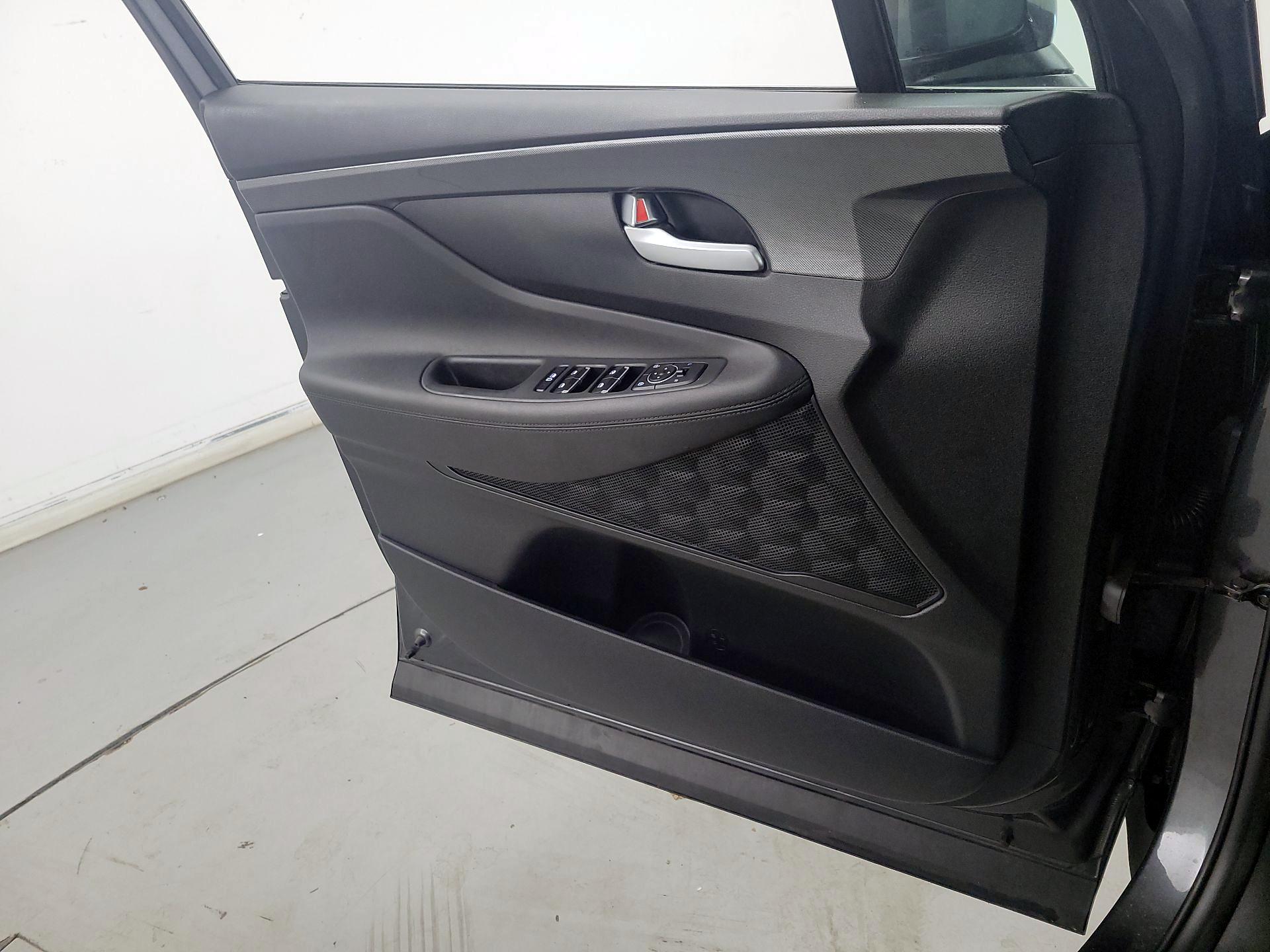 Thumbnail: 2023 Hyundai Santa Fe - 12