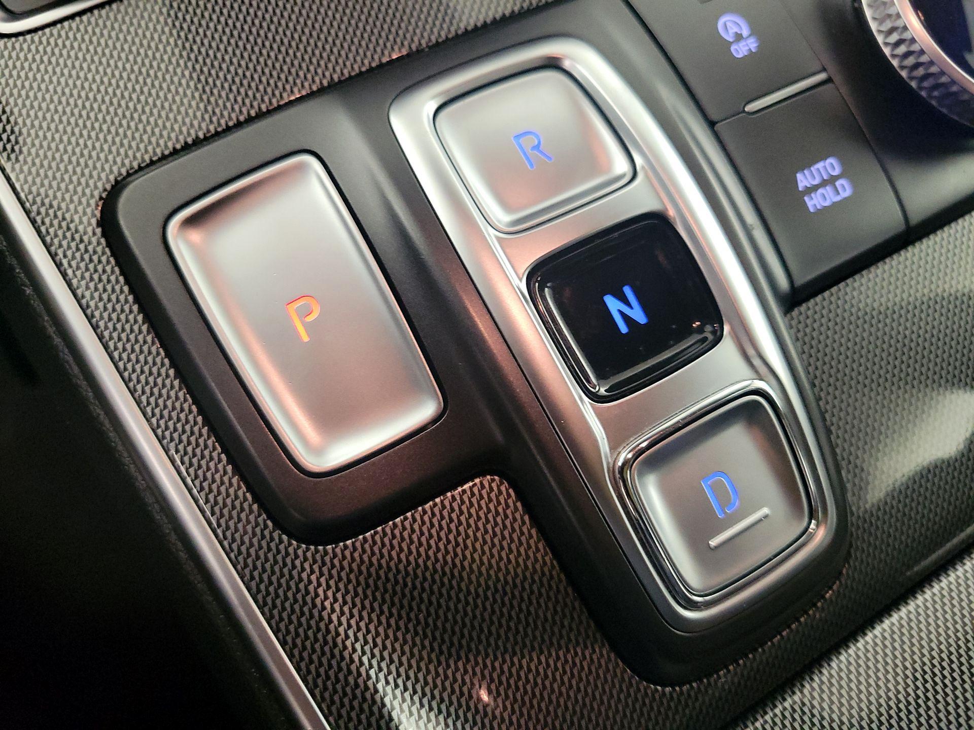 Thumbnail: 2023 Hyundai Santa Fe - 17