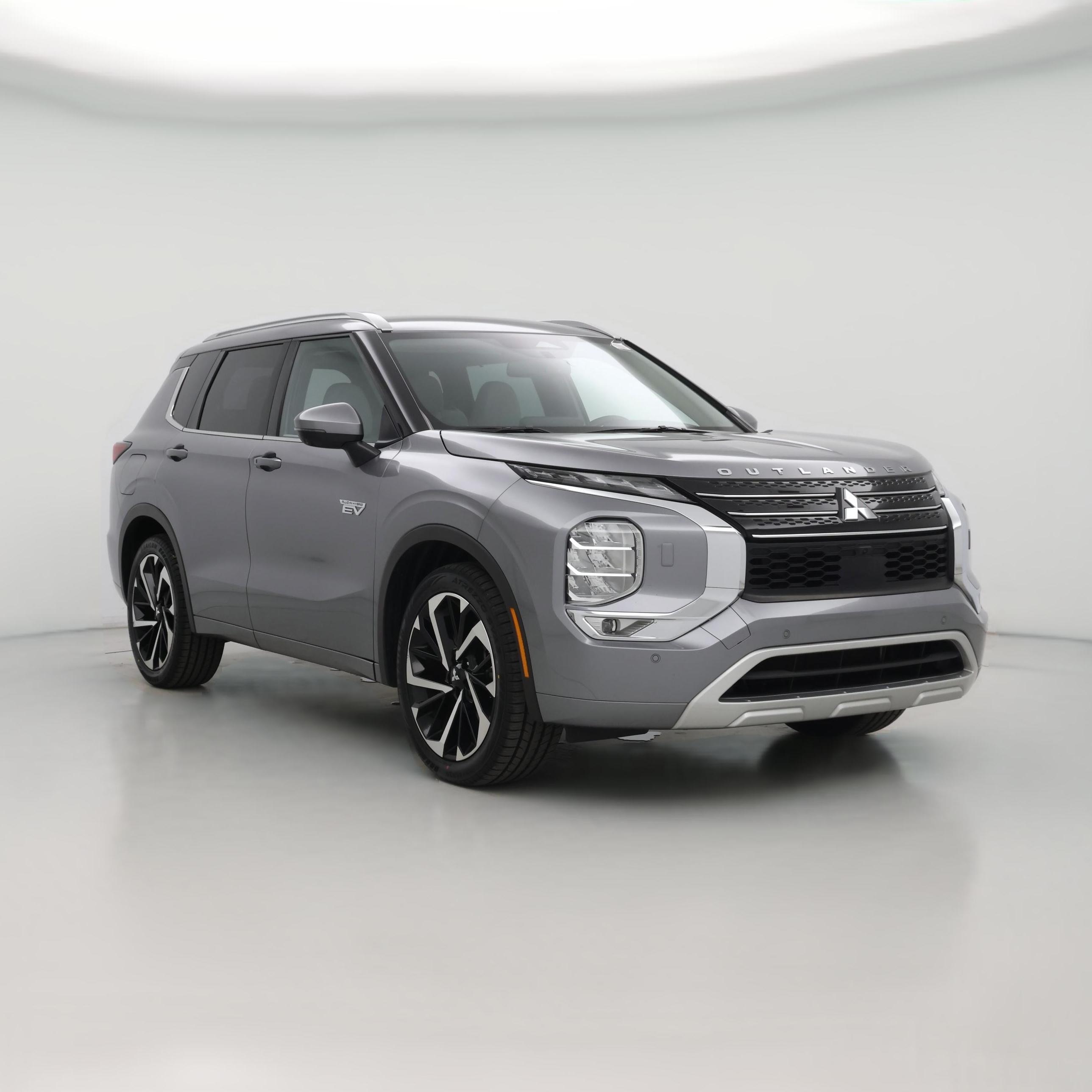 Thumbnail: 2023 Mitsubishi Outlander - 1