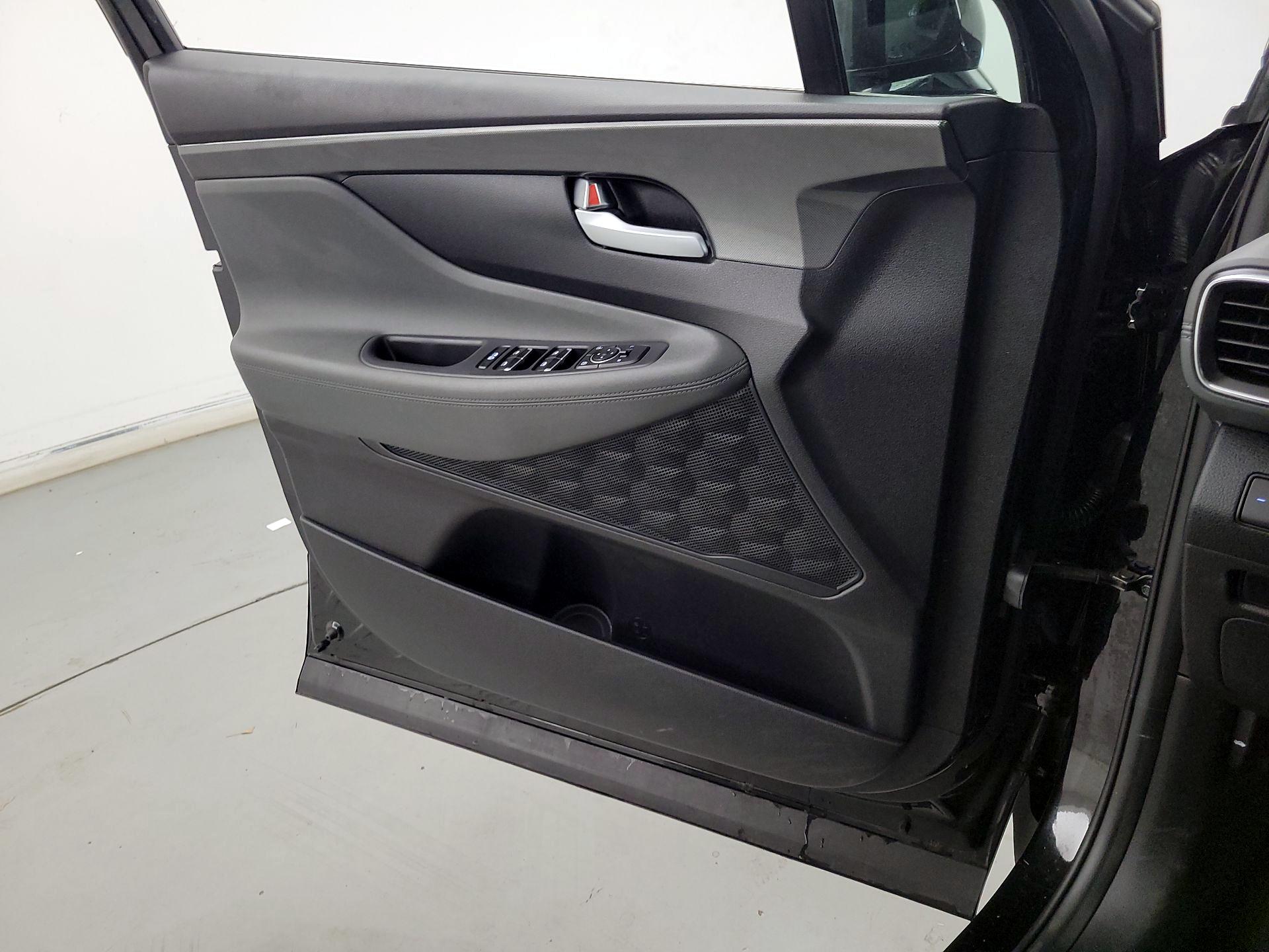 Thumbnail: 2023 Hyundai Santa Fe - 12