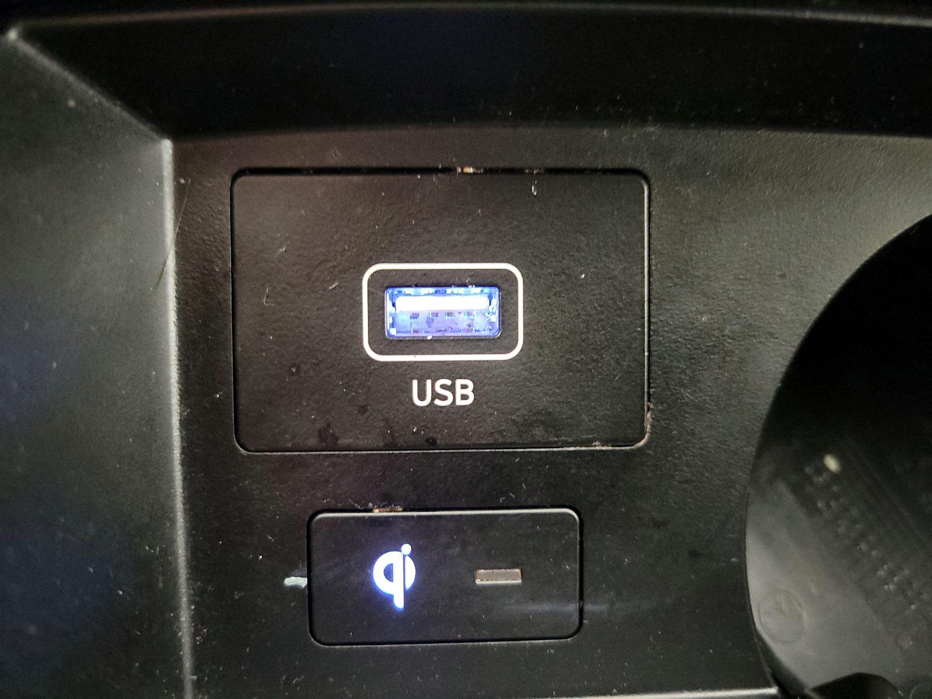 Thumbnail: 2023 Hyundai Santa Fe - 19