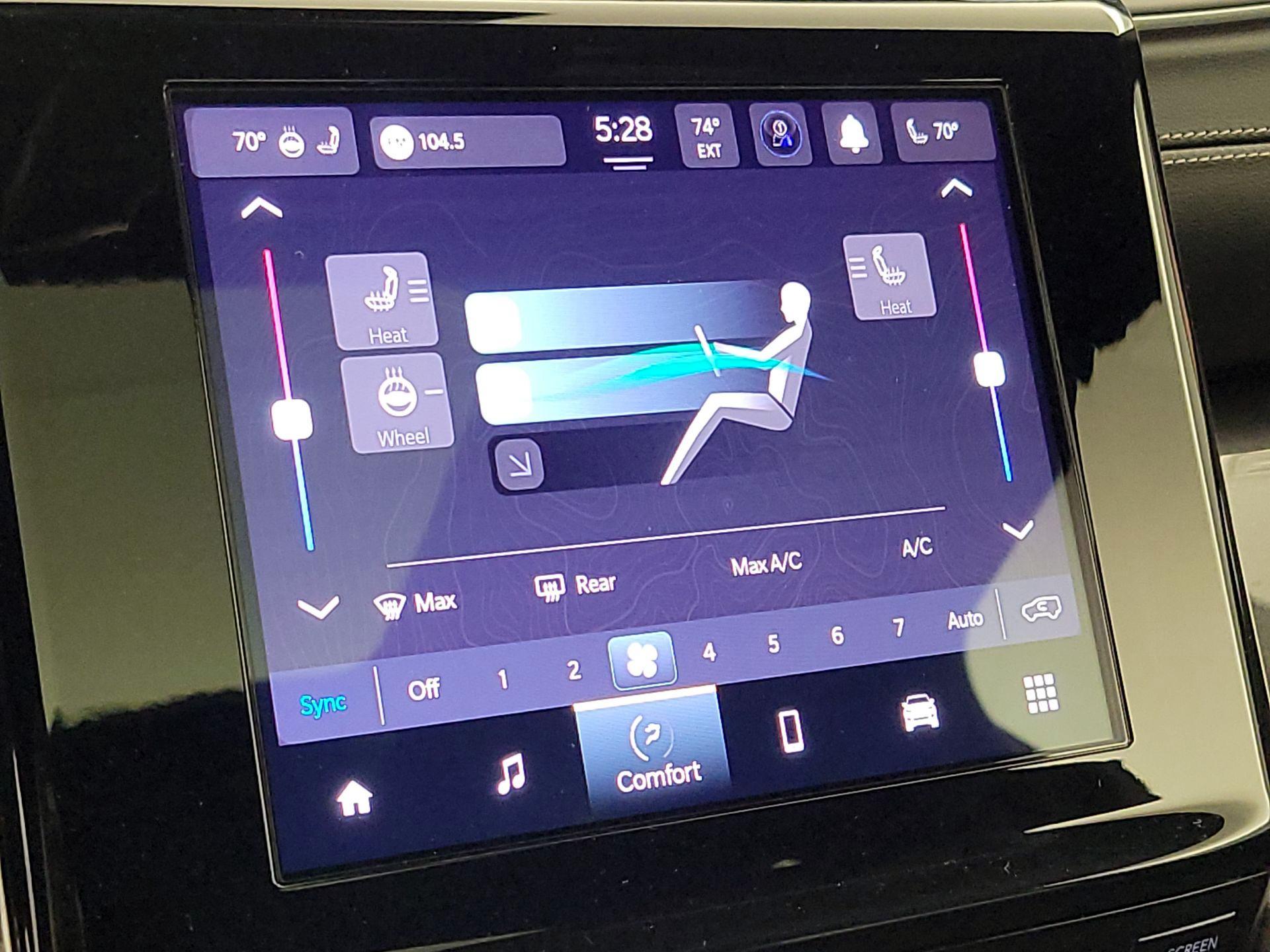 Thumbnail: 2023 Jeep Grand Cherokee - 16