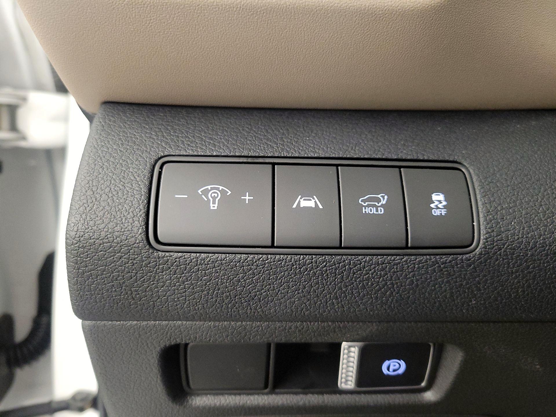 Thumbnail: 2023 Hyundai Santa Fe - 13