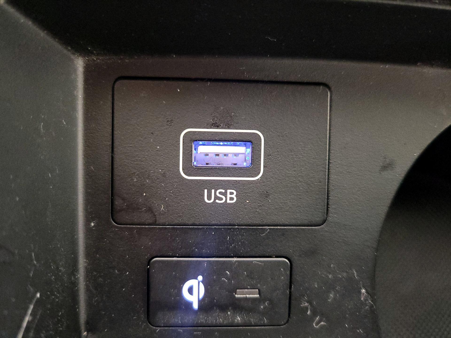 Thumbnail: 2023 Hyundai Santa Fe - 19