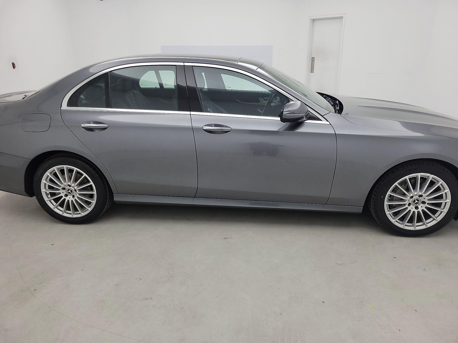 Thumbnail: 2023 Mercedes-Benz E-Class - 4