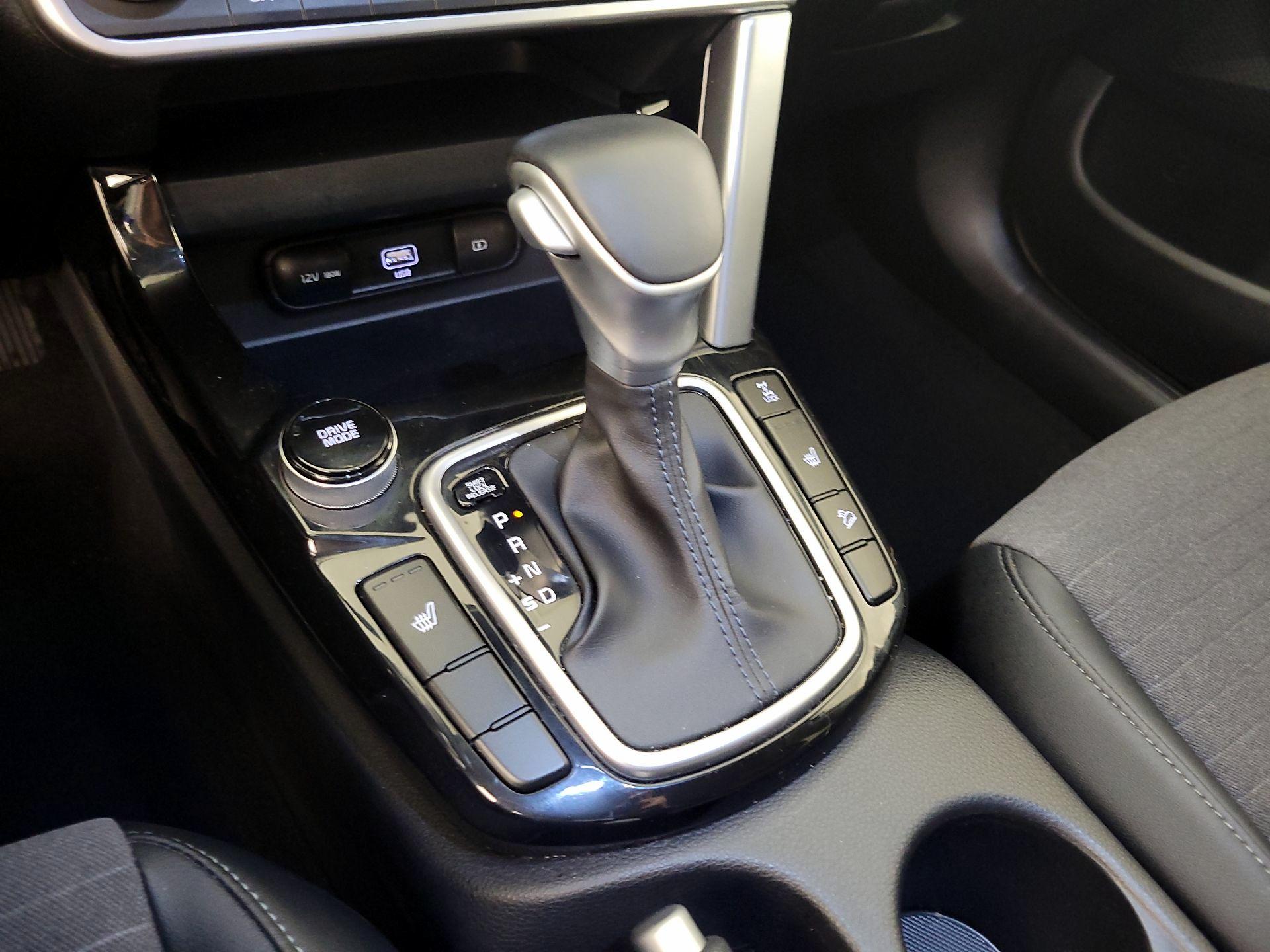 Thumbnail: 2023 Kia Seltos - 18