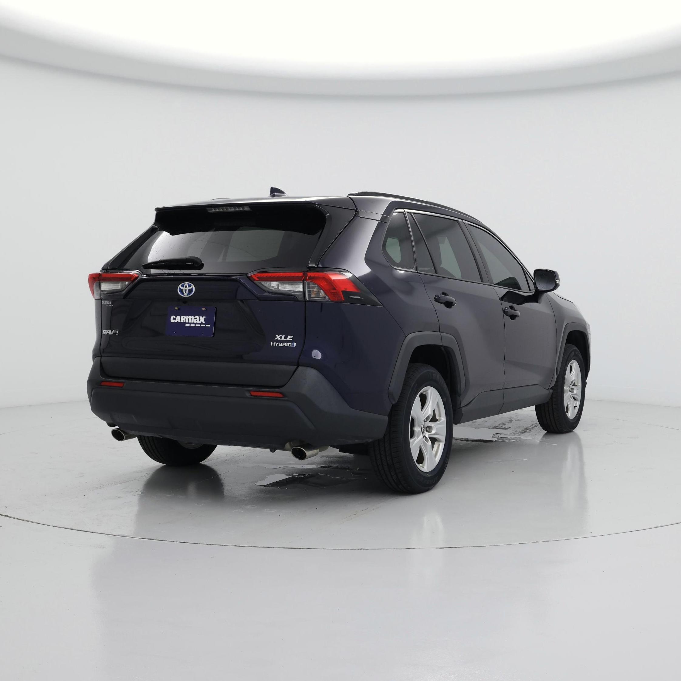 Thumbnail: 2021 Toyota RAV4 - 8