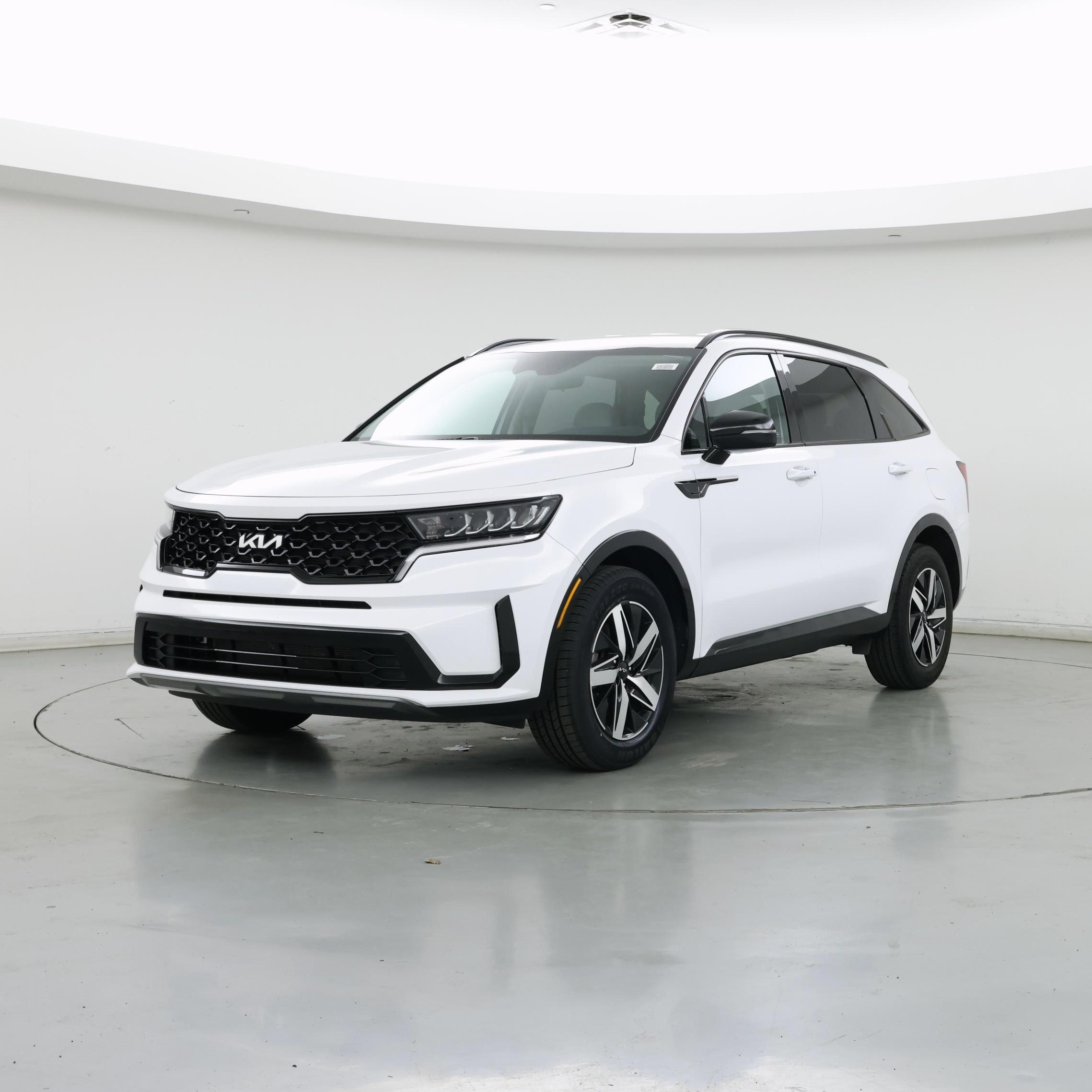Thumbnail: 2023 Kia Sorento - 4