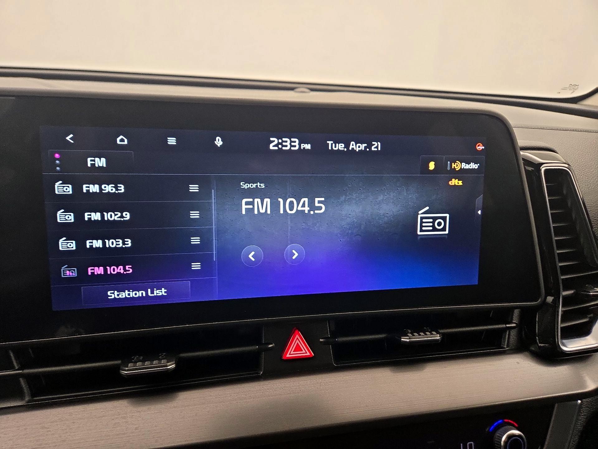 Thumbnail: 2023 Kia Sportage - 16