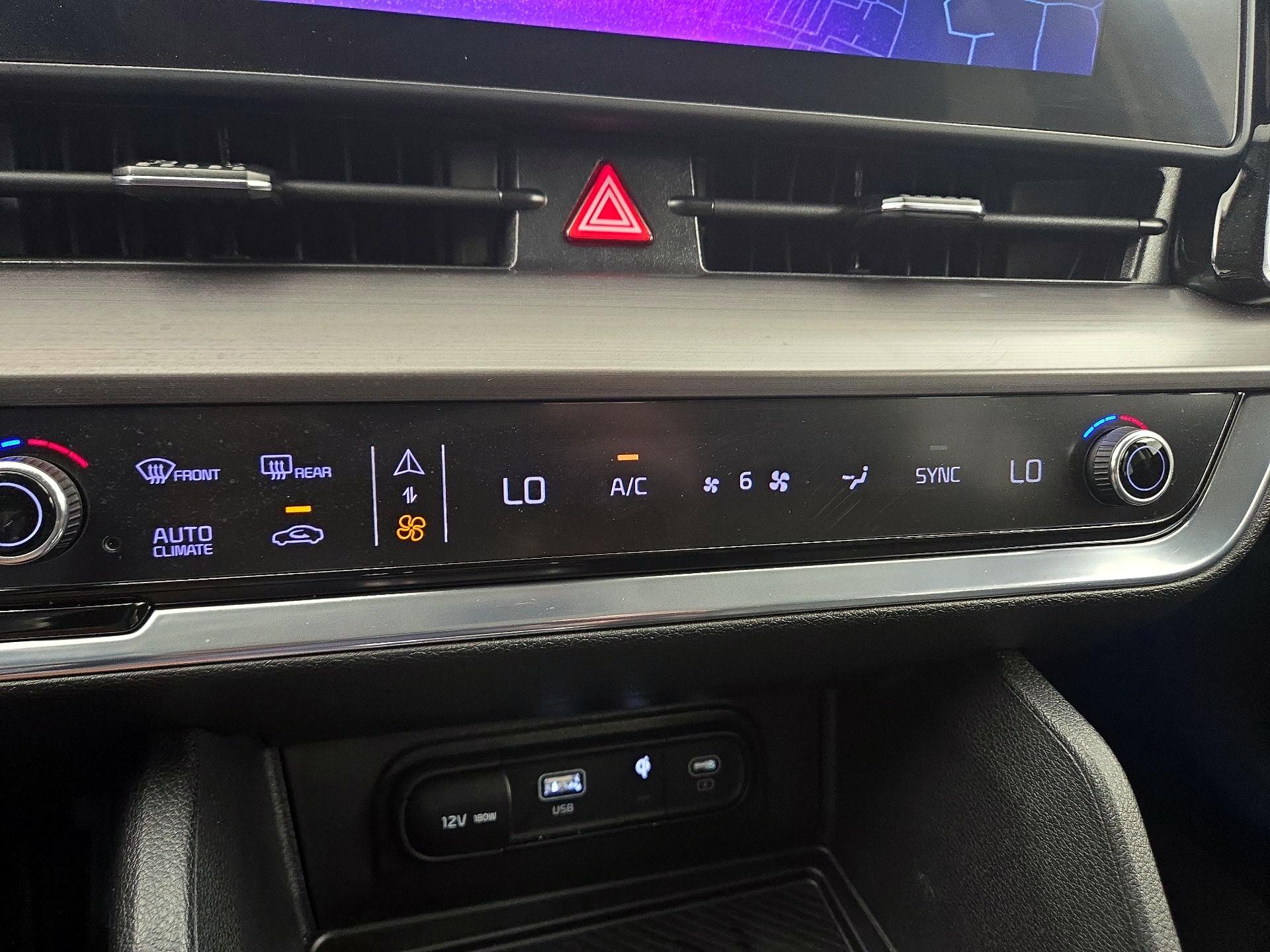 Thumbnail: 2023 Kia Sportage - 17