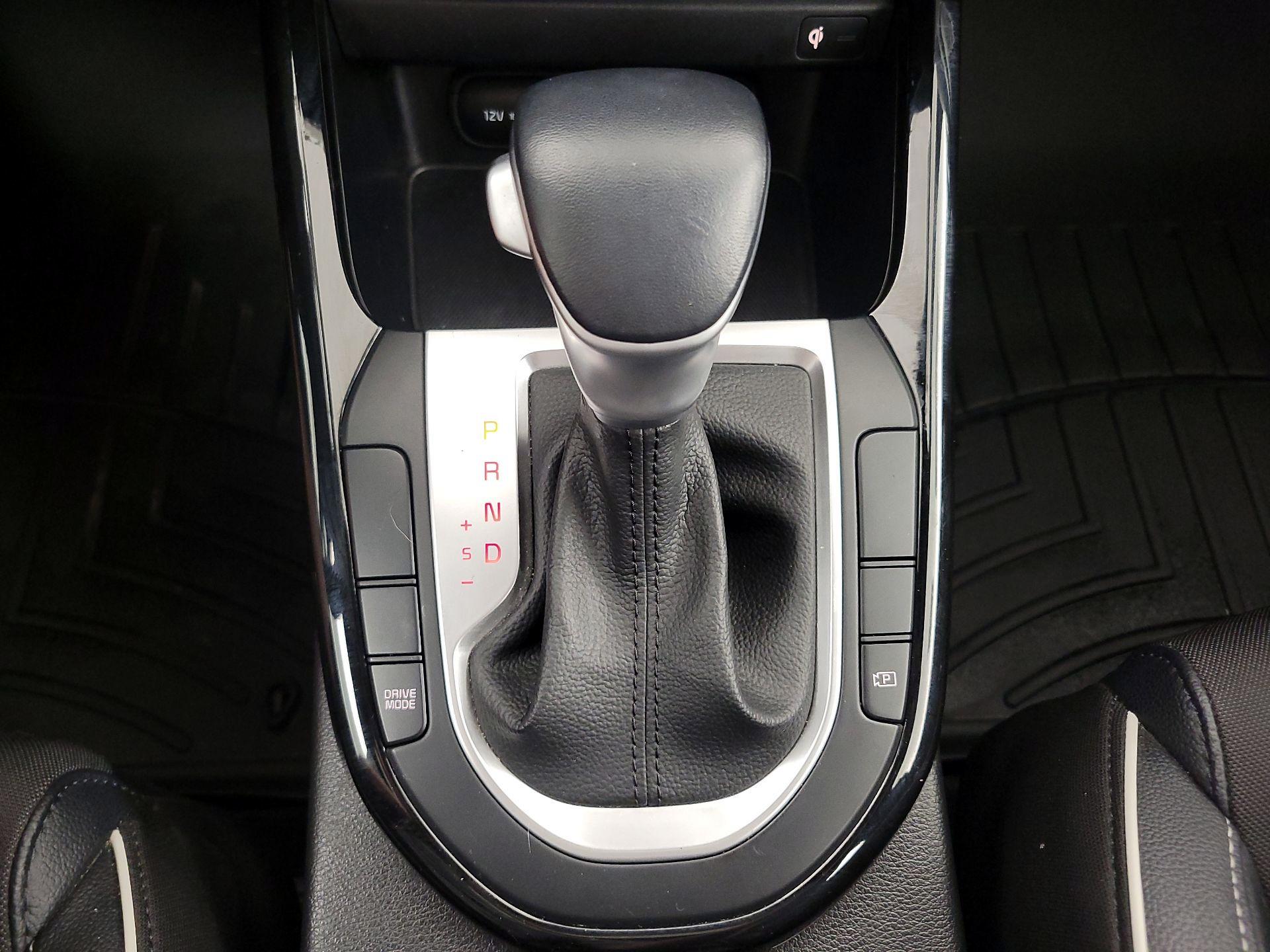 Thumbnail: 2023 Kia Forte - 18