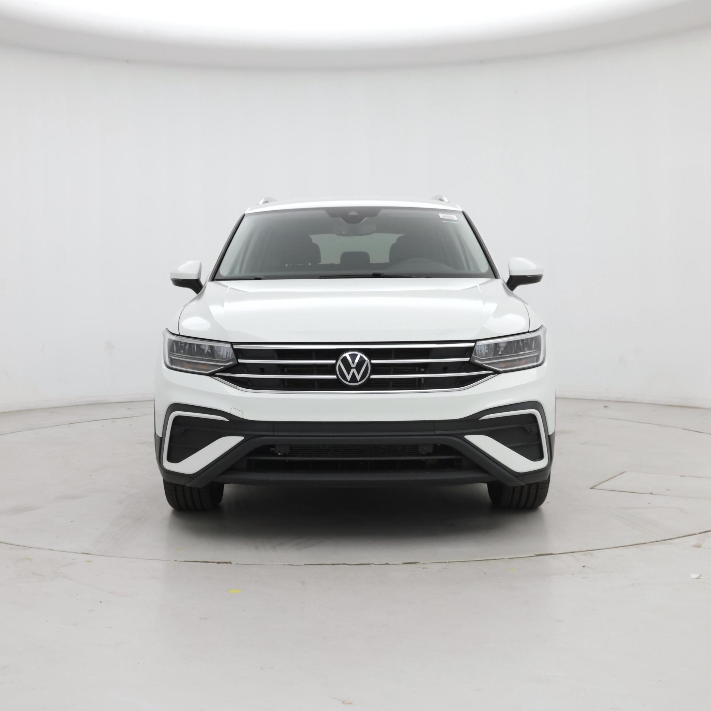 Thumbnail: 2022 Volkswagen Tiguan - 5
