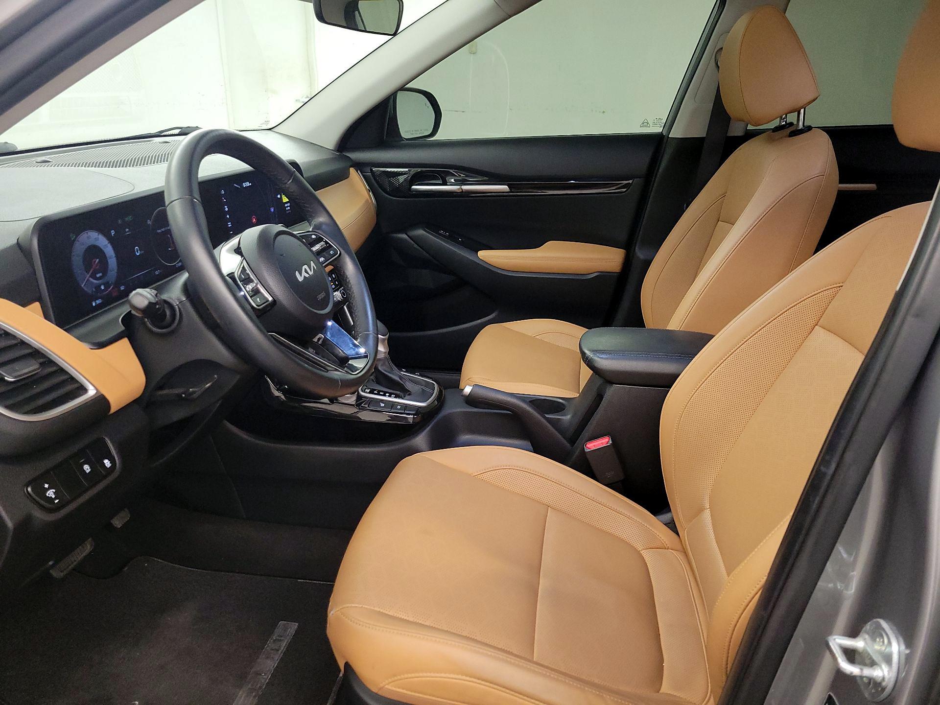 Thumbnail: 2024 Kia Seltos - 11