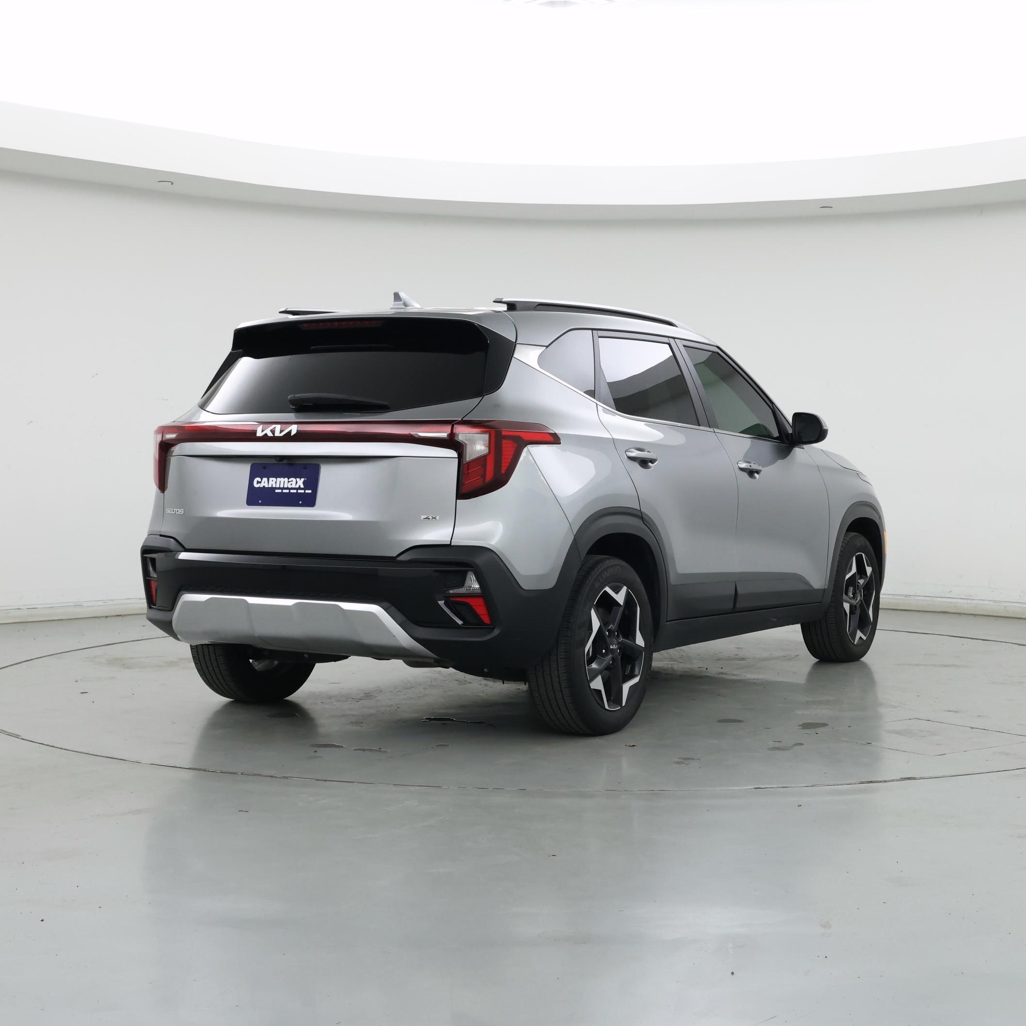 Thumbnail: 2024 Kia Seltos - 8