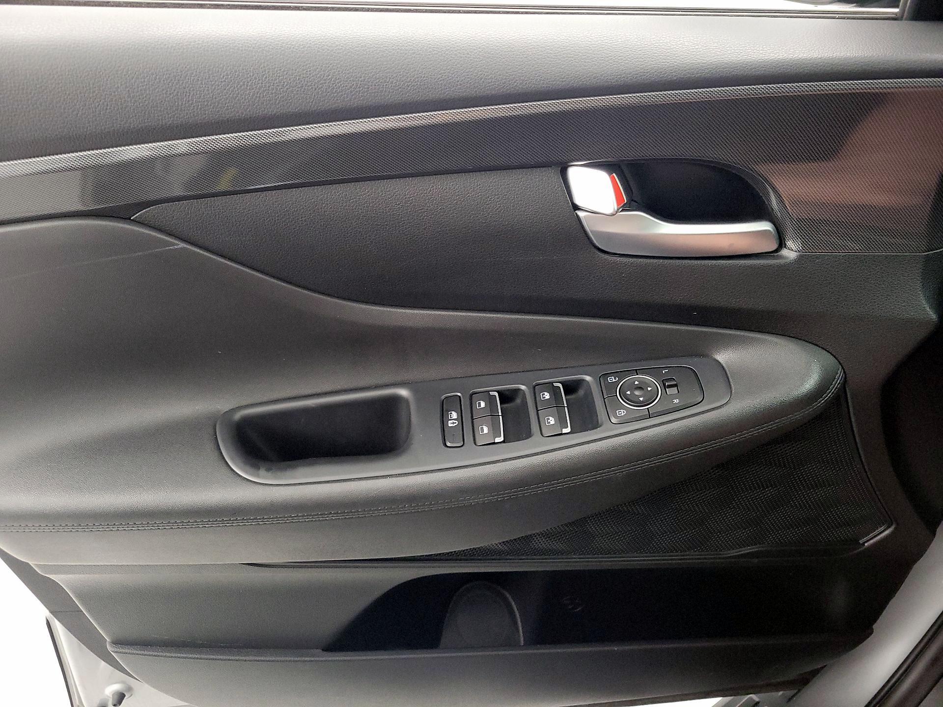 Thumbnail: 2022 Hyundai Santa Fe - 12