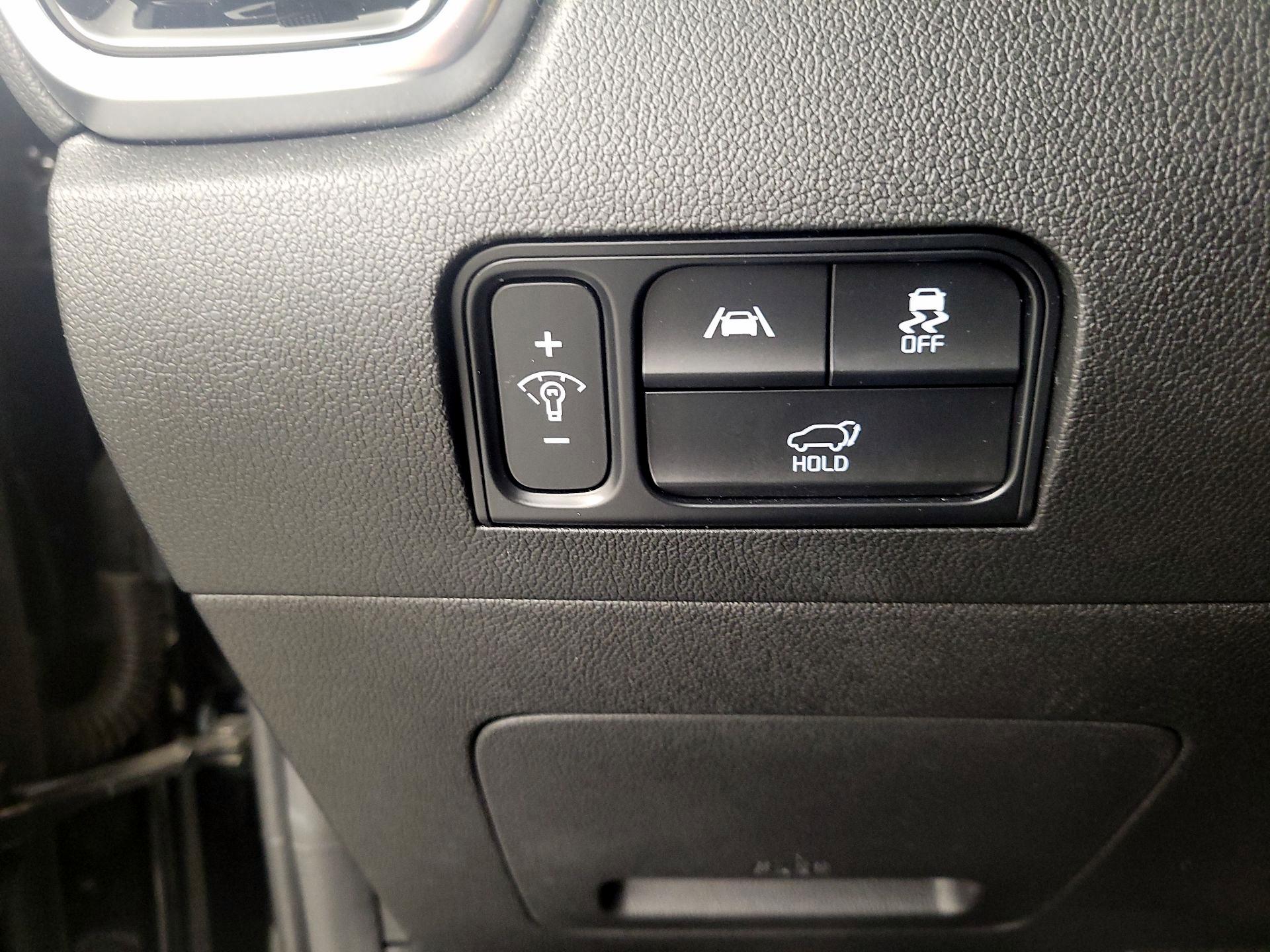 Thumbnail: 2023 Kia Sorento - 13