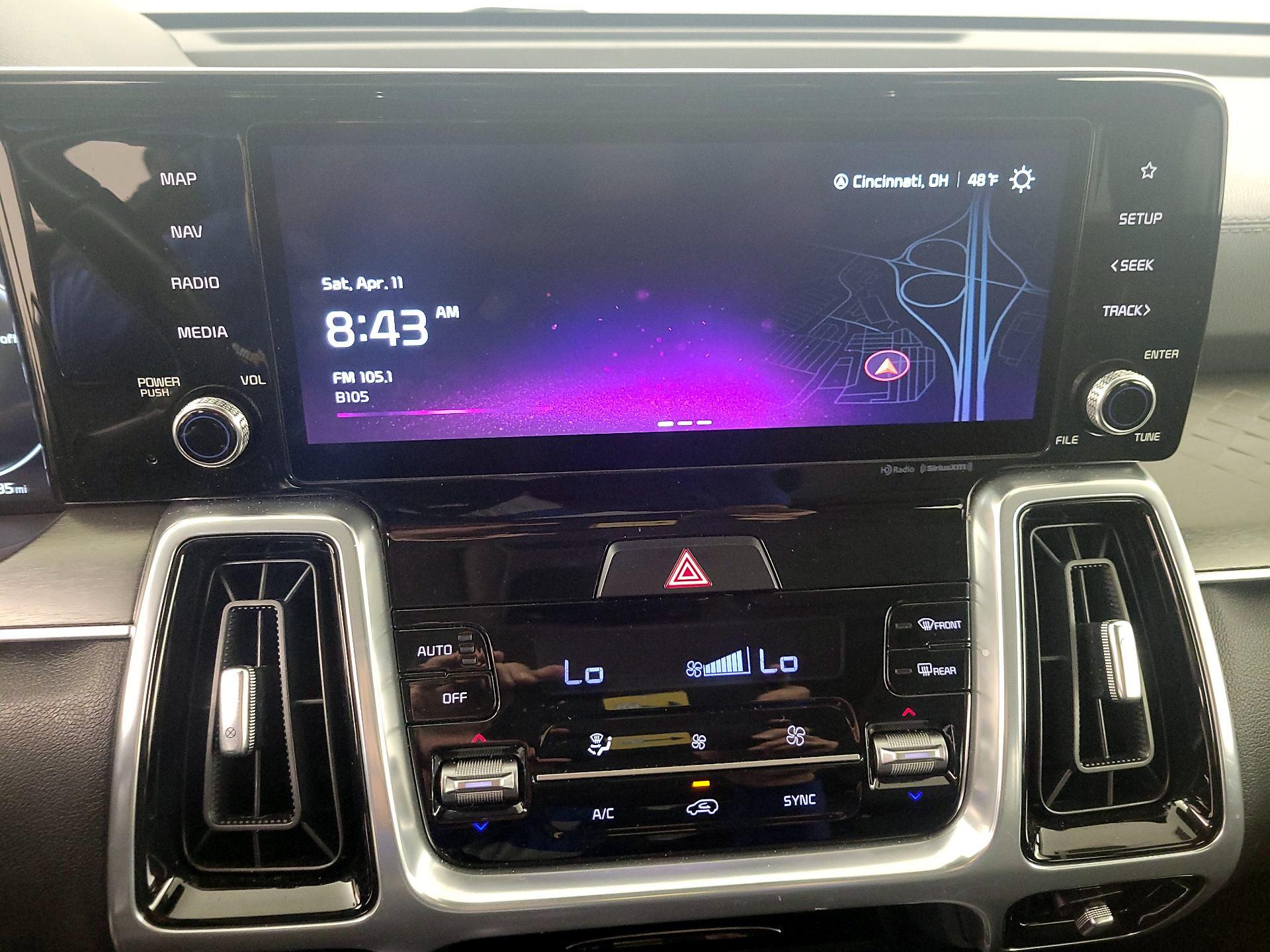 Thumbnail: 2023 Kia Sorento - 16