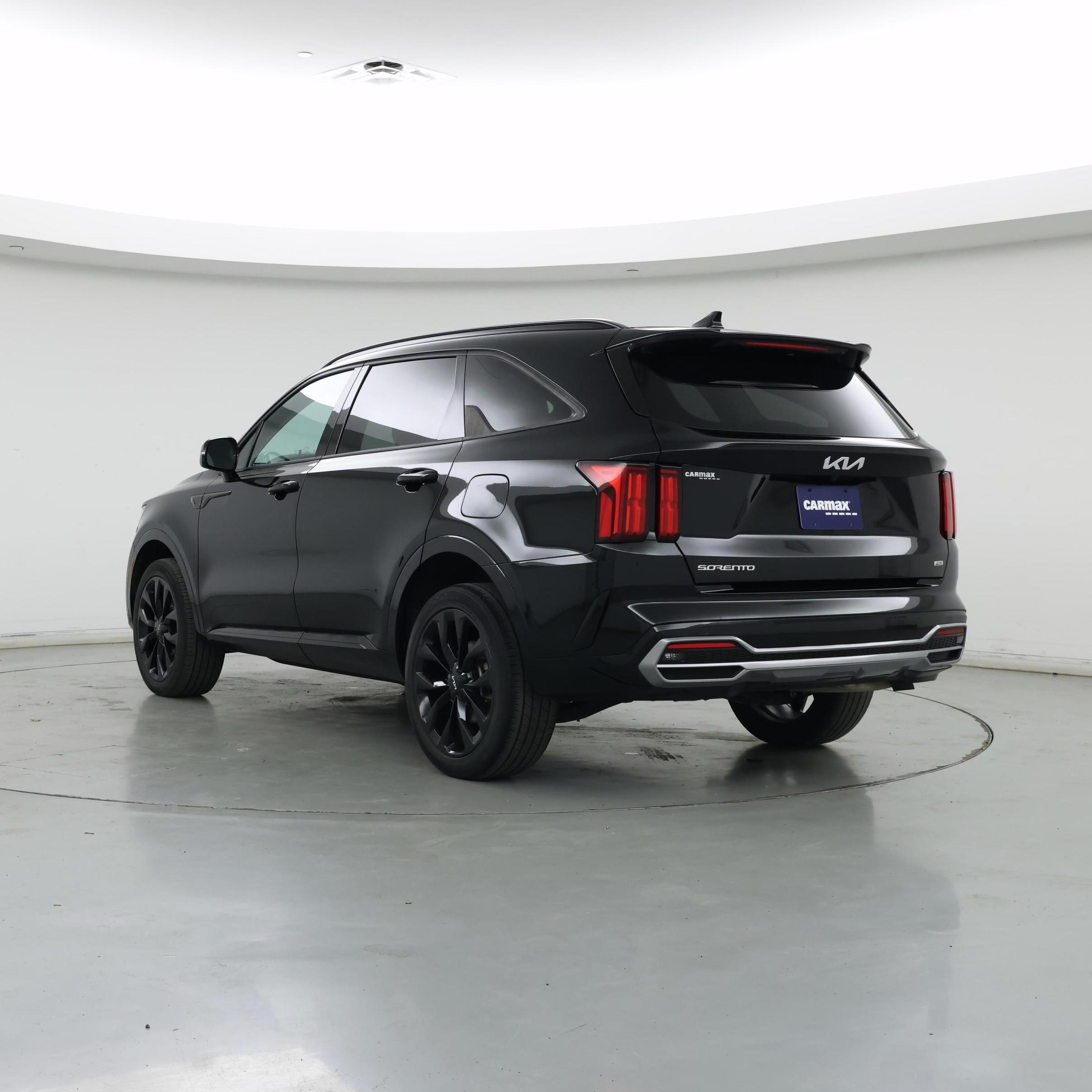 Thumbnail: 2023 Kia Sorento - 2