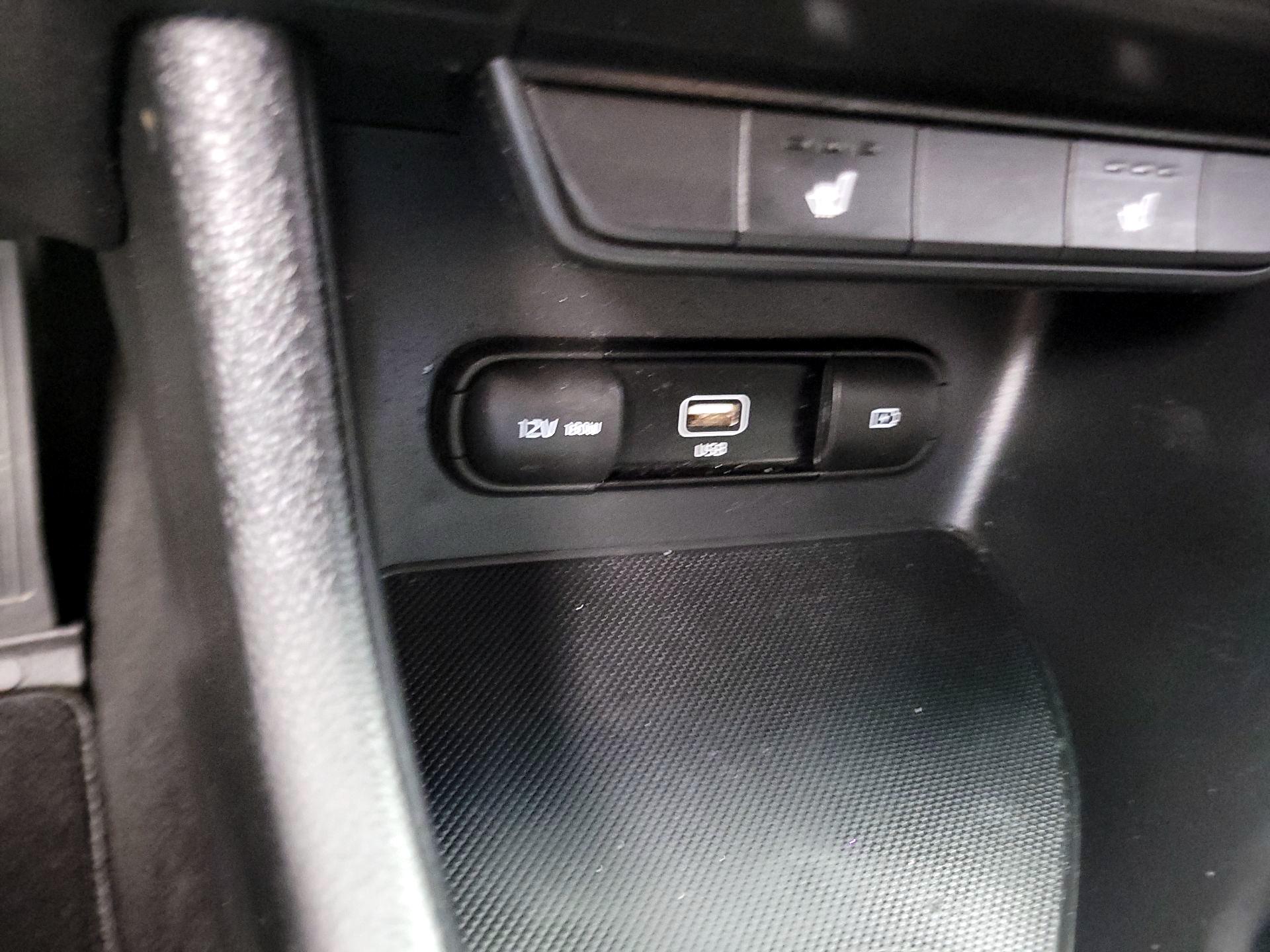 Thumbnail: 2022 Kia Sportage - 18